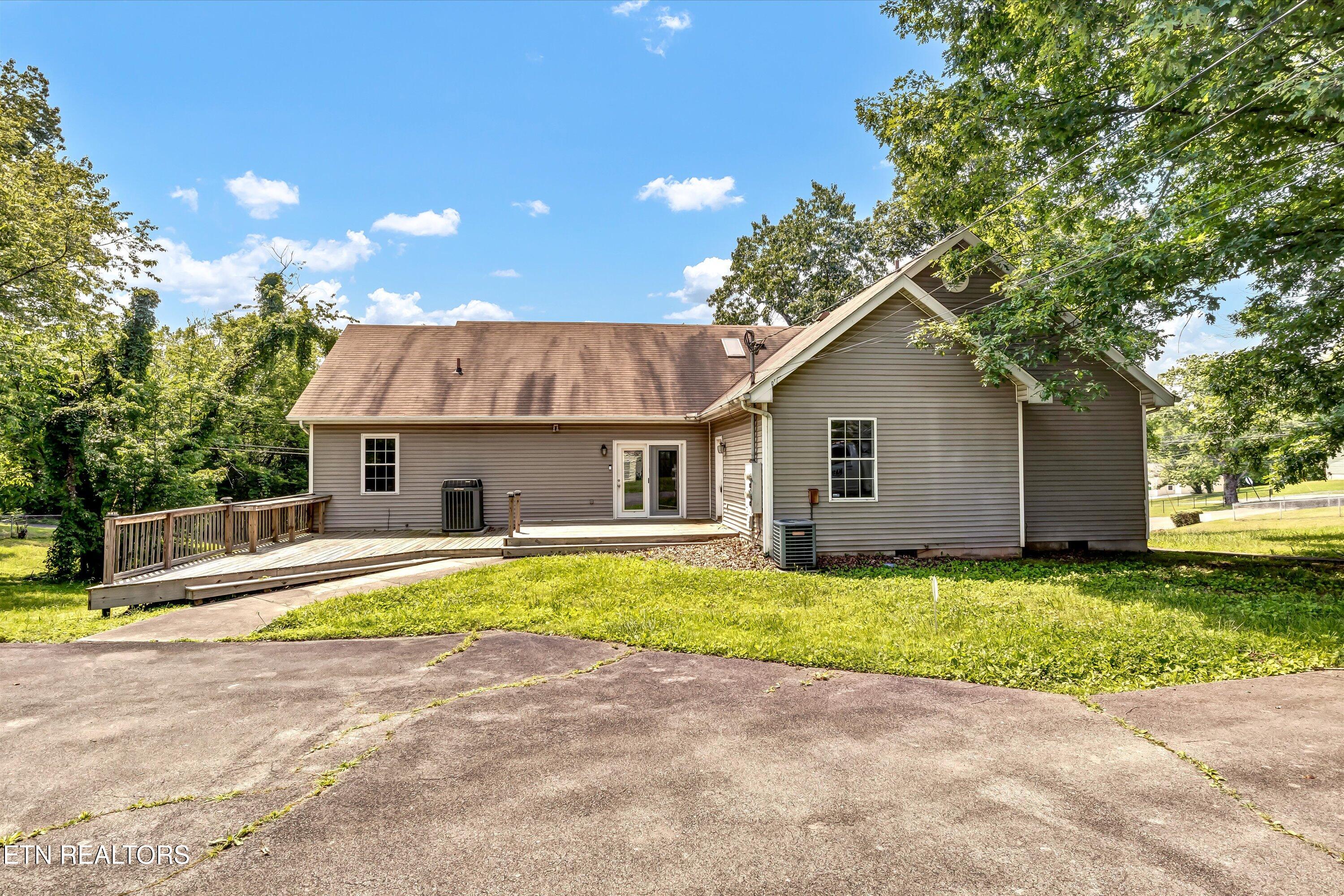 3303 Wimpole Avenue Knoxville TN 37914