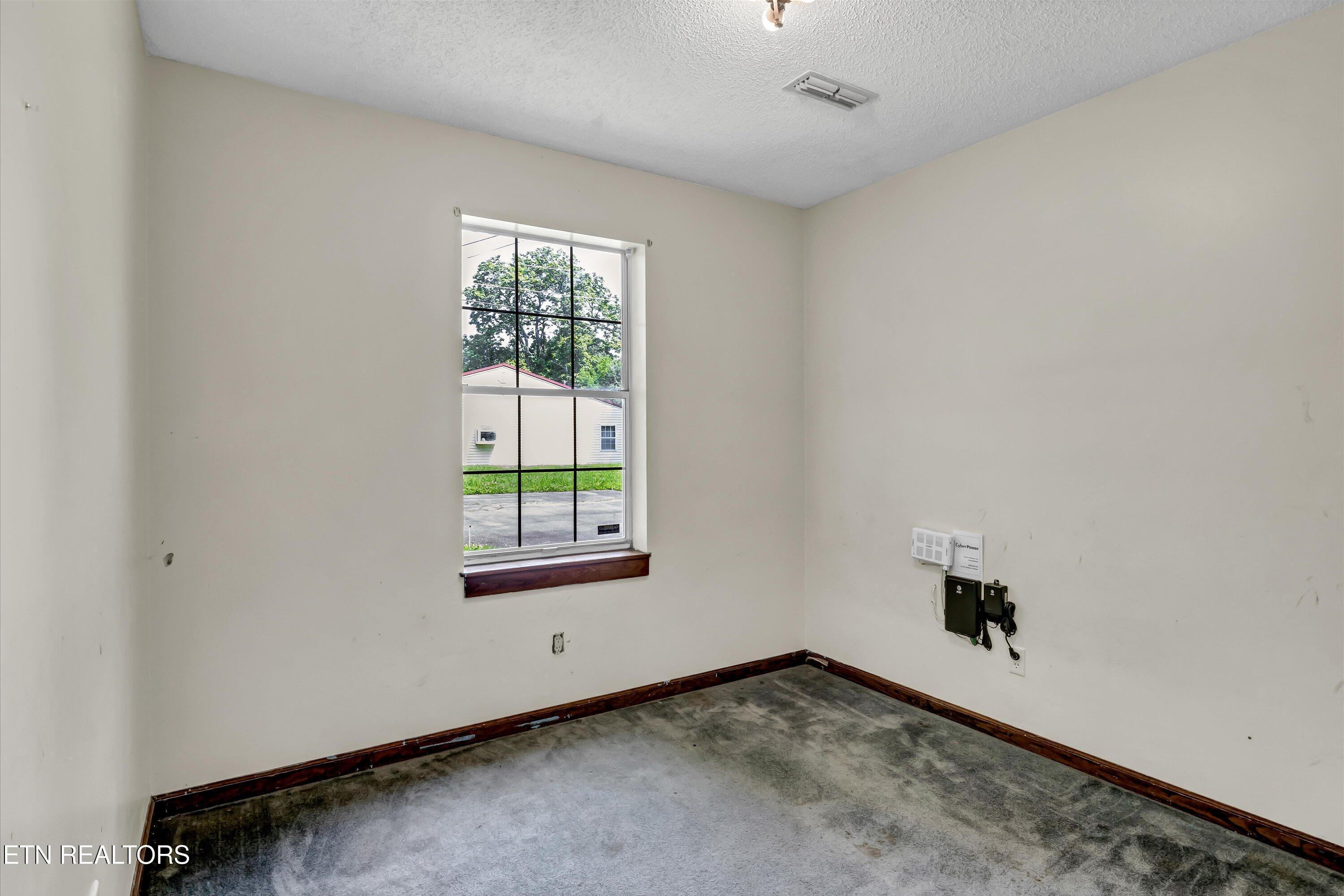 3303 Wimpole Avenue Knoxville TN 37914