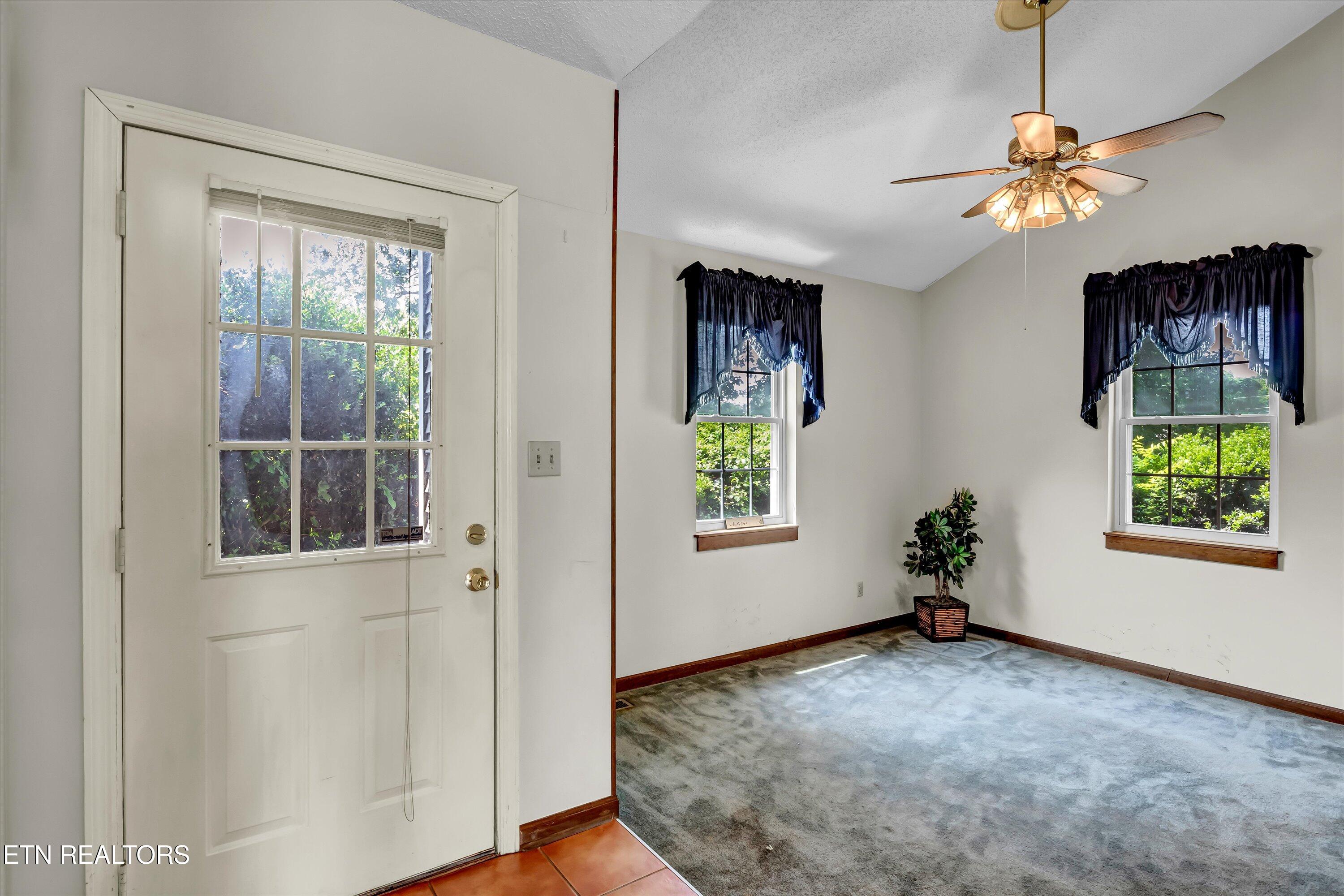 3303 Wimpole Avenue Knoxville TN 37914