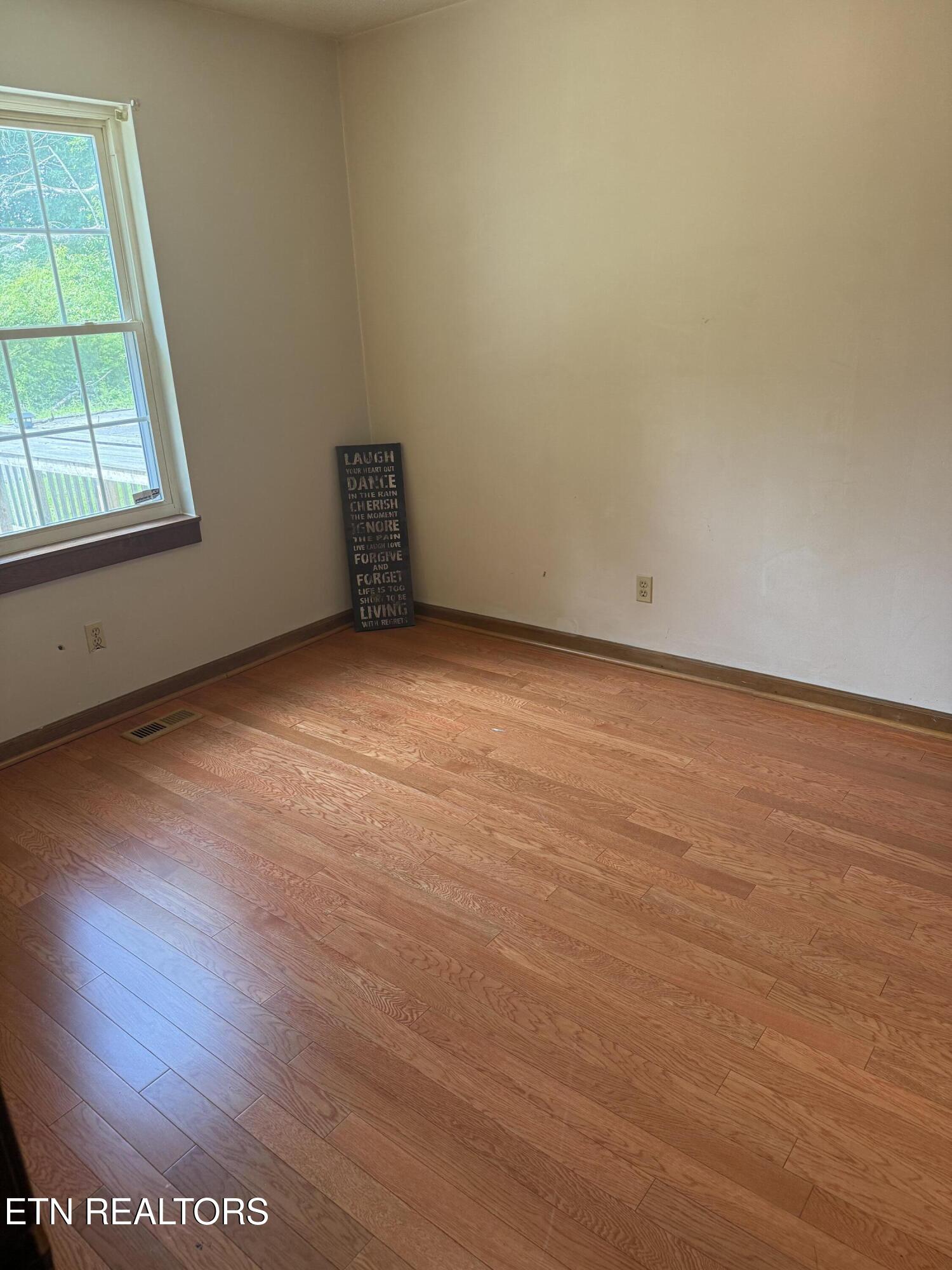 3303 Wimpole Avenue Knoxville TN 37914