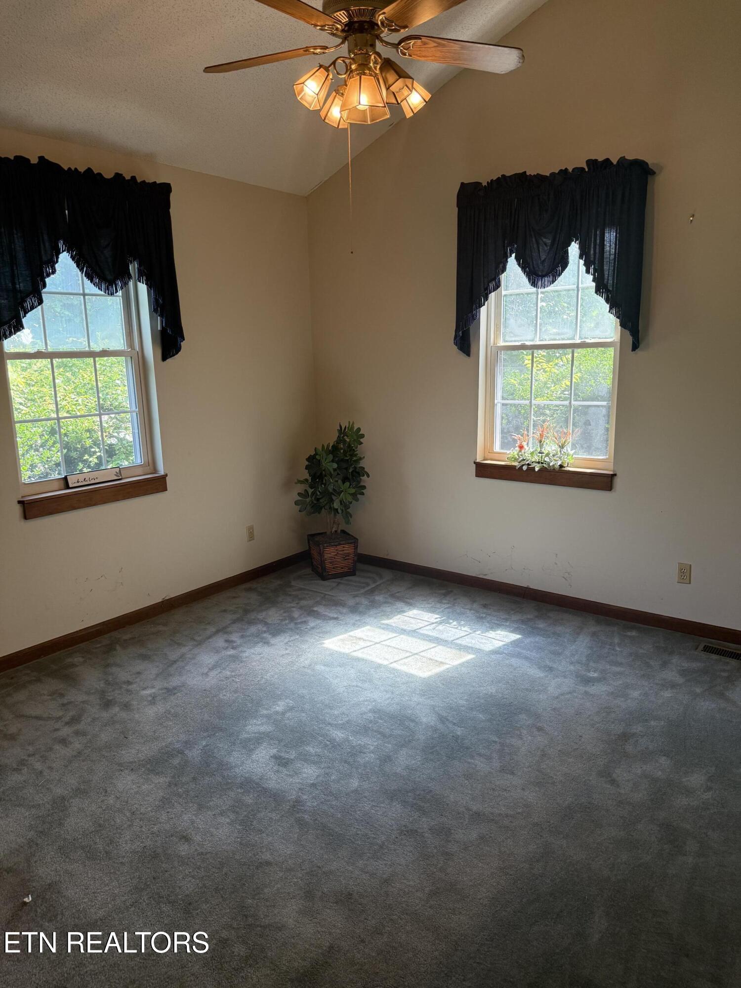 3303 Wimpole Avenue Knoxville TN 37914