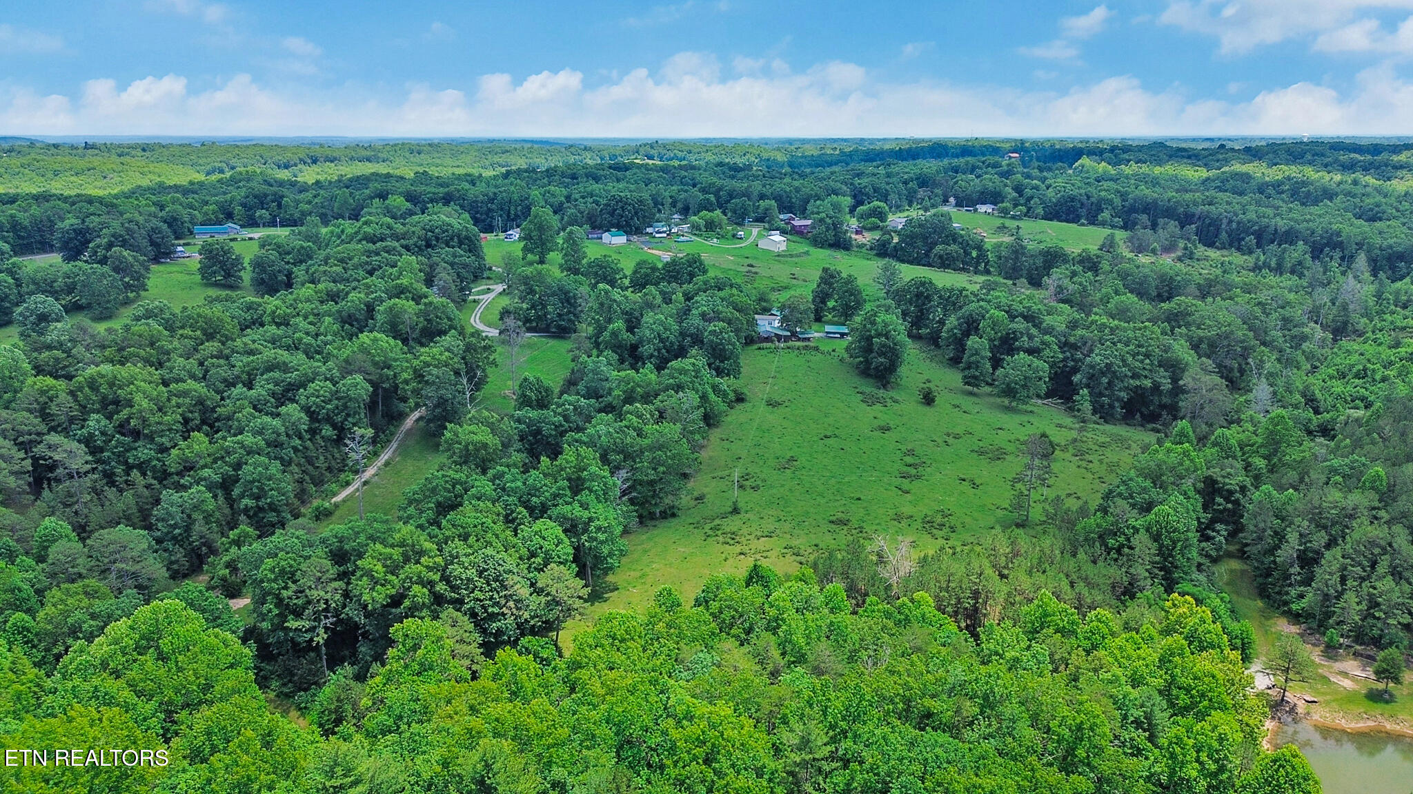 527 Stilts Lane Jamestown TN 38556