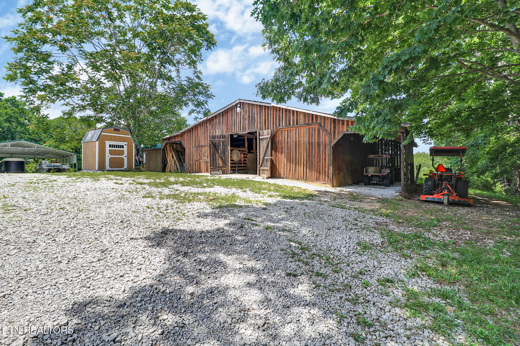 527 Stilts Lane Jamestown TN 38556