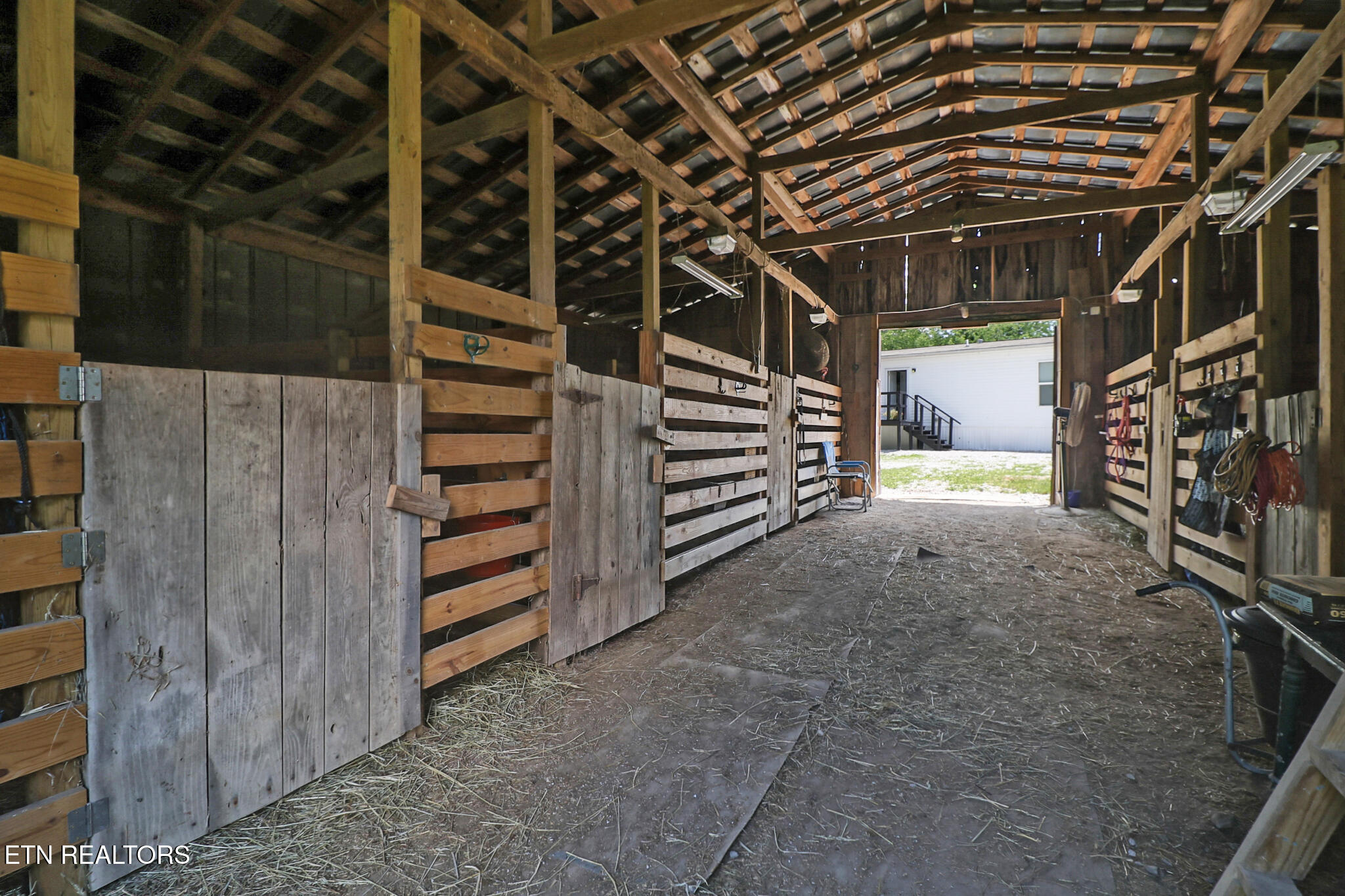 527 Stilts Lane Jamestown TN 38556