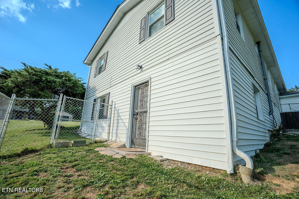 2408 Brooks Avenue Knoxville TN 37914