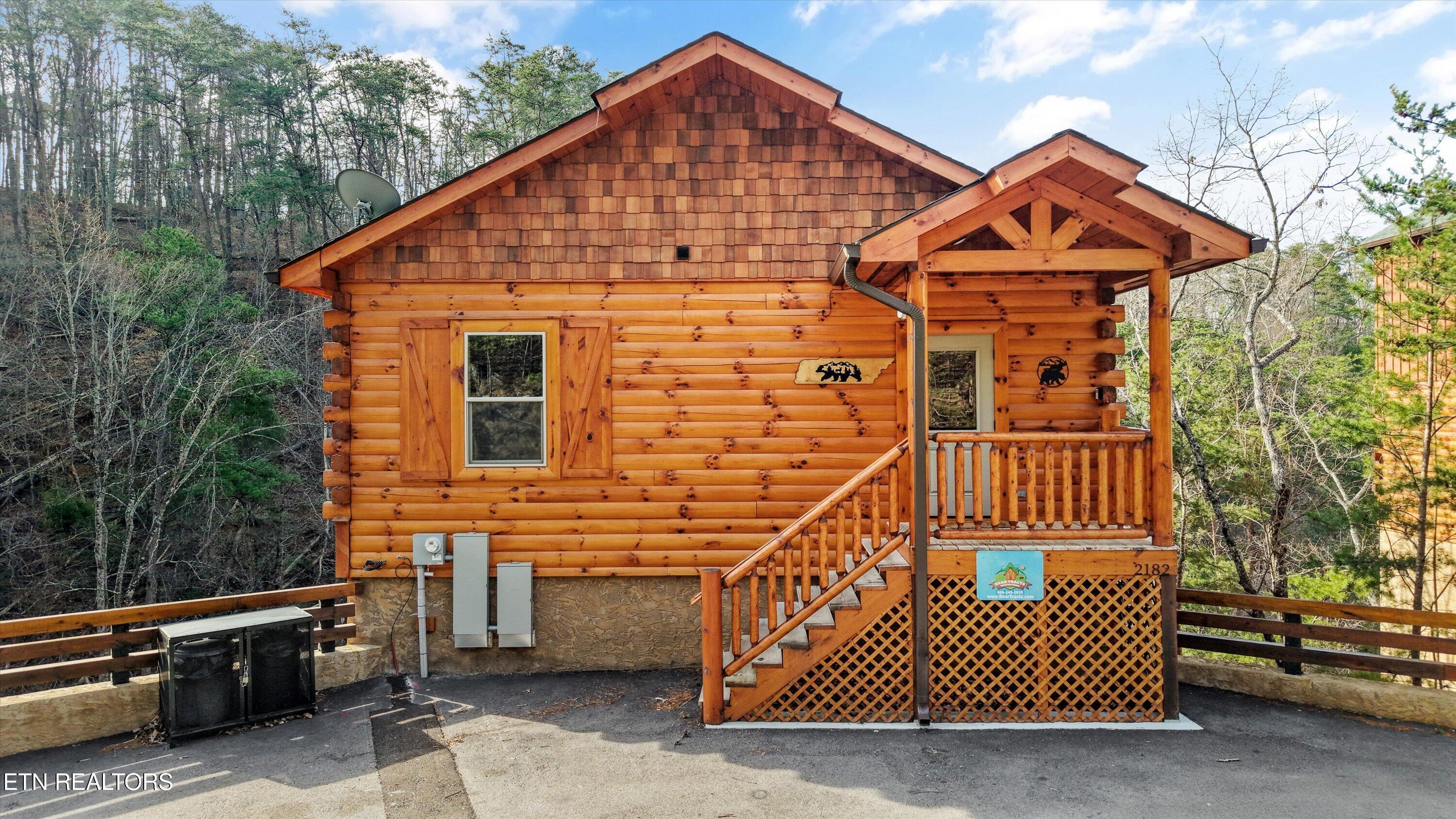 2182 Bear Haven Way Sevierville TN 37862