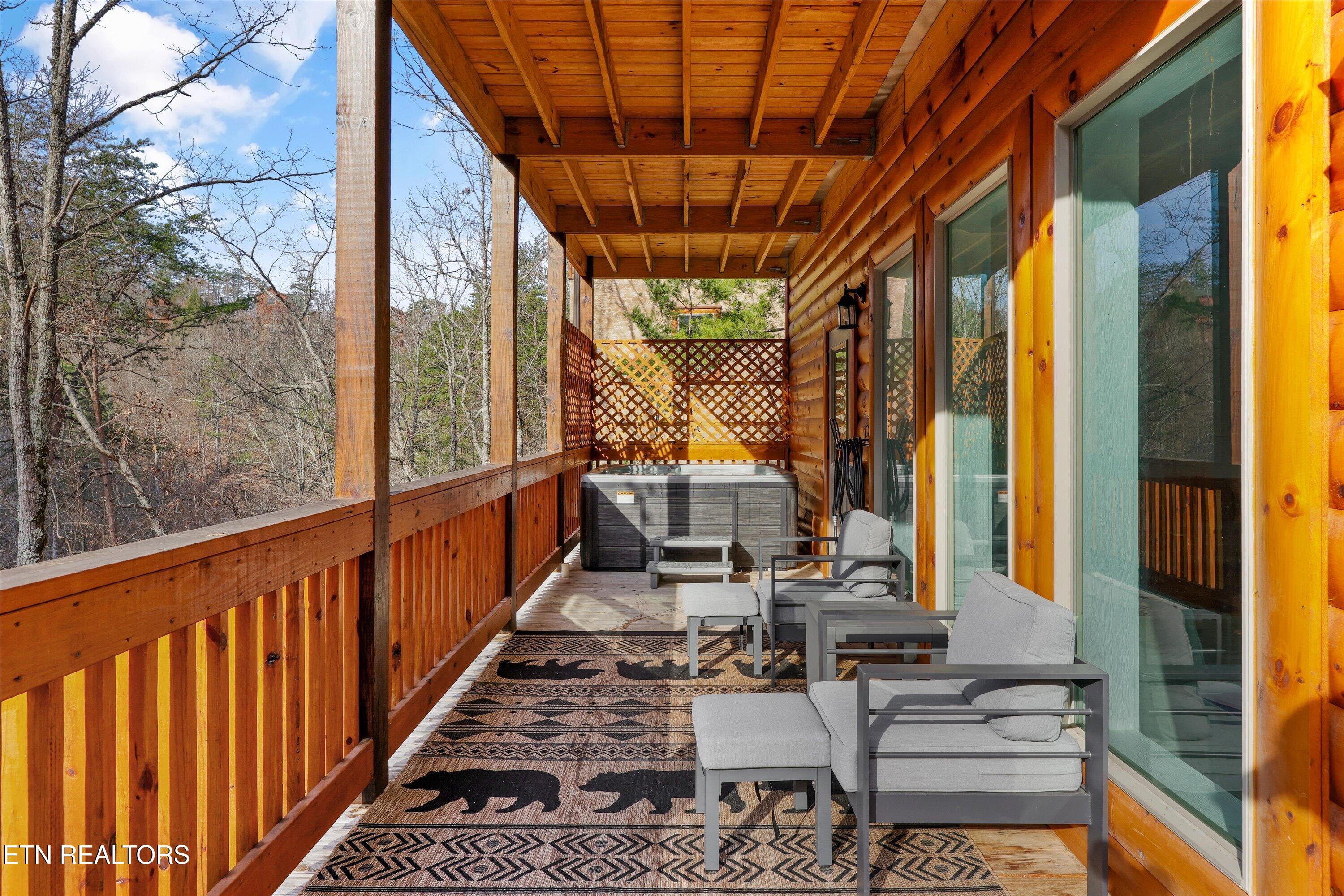 2182 Bear Haven Way Sevierville TN 37862