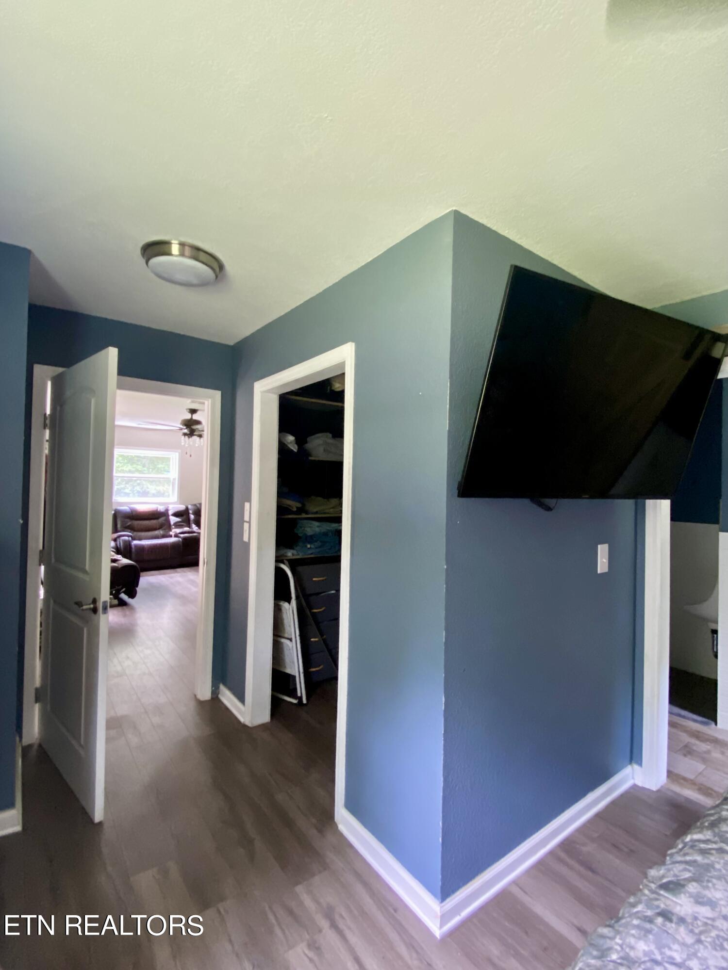 207 Blackburn Lane Lenoir City TN 37771