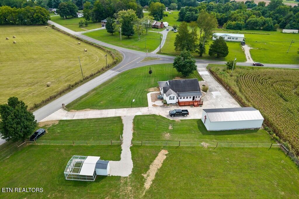 1462 Franks Ferry Road Sparta TN 38583