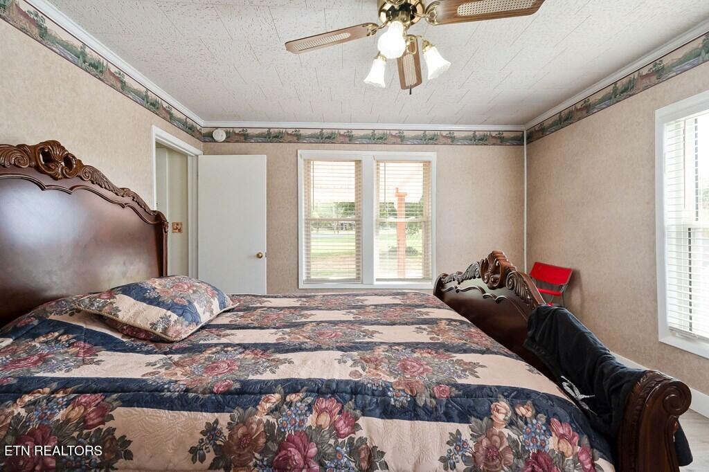 1462 Franks Ferry Road Sparta TN 38583