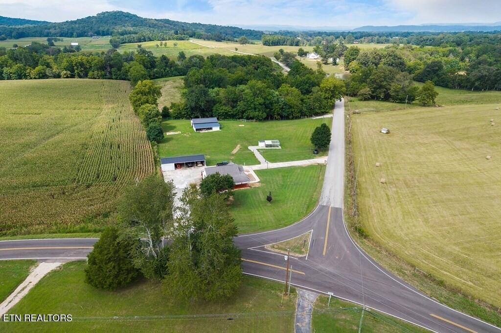1462 Franks Ferry Road Sparta TN 38583