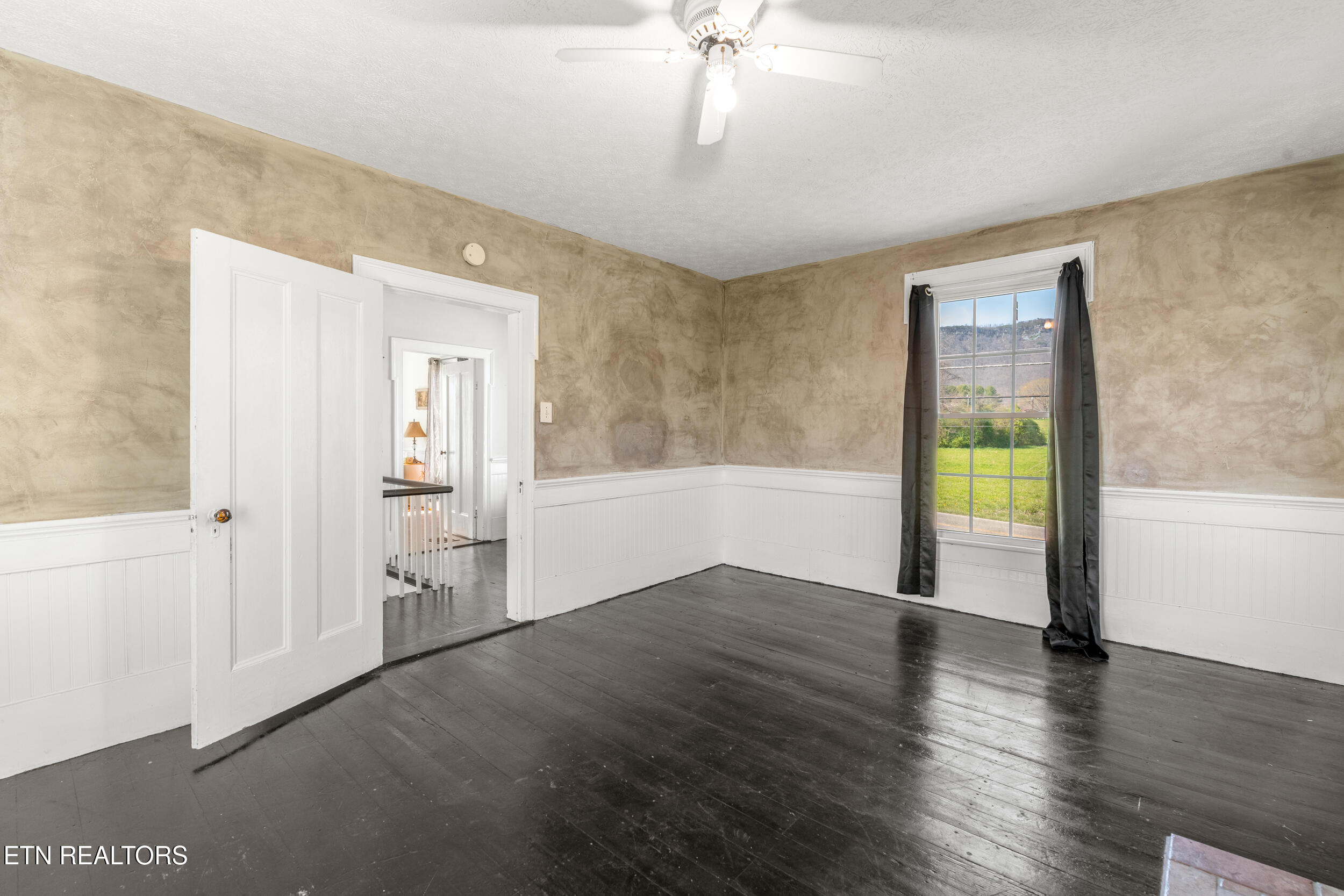 526 Old Middlesboro Highway Lafollette TN 37766