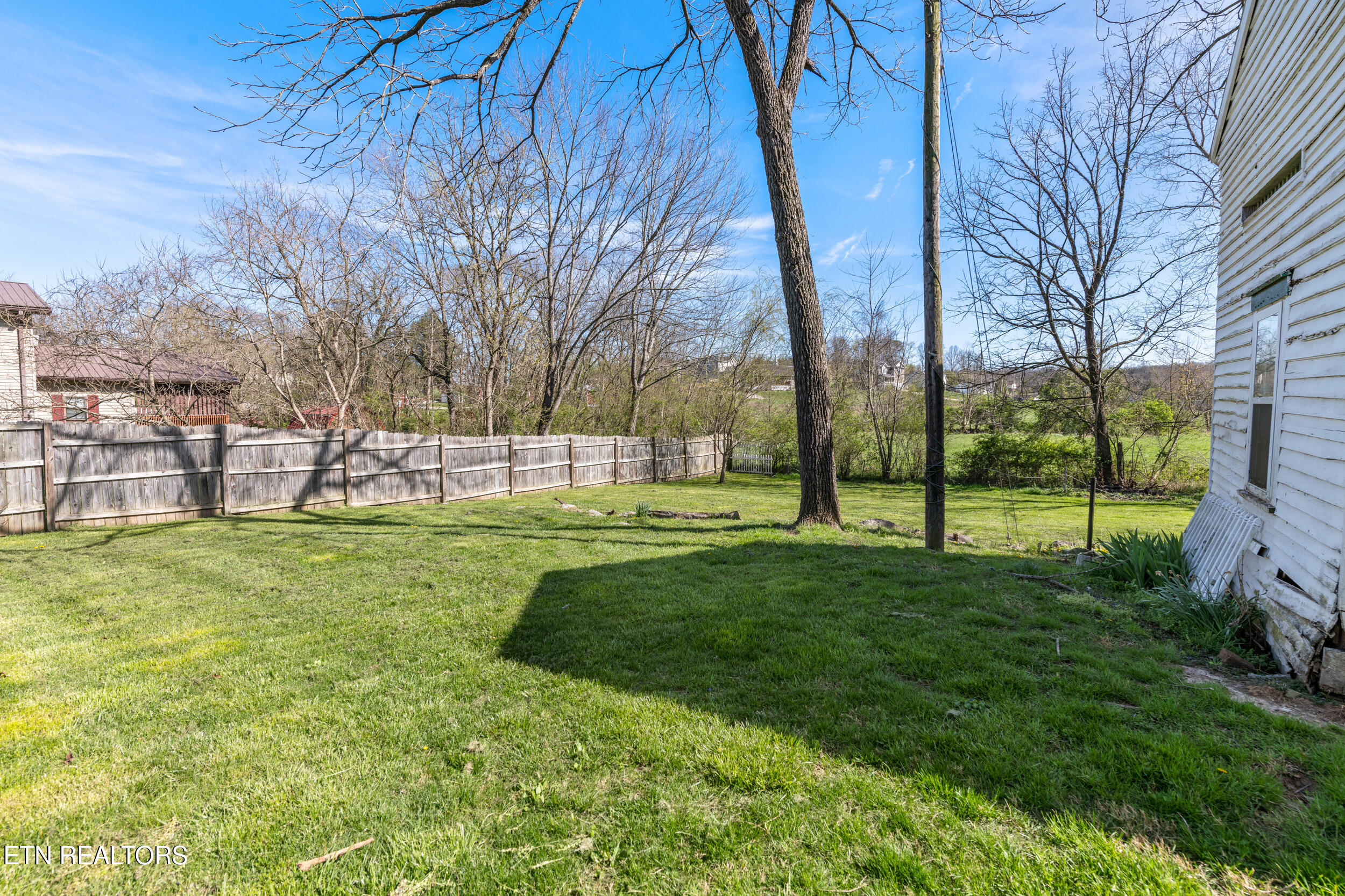 526 Old Middlesboro Highway Lafollette TN 37766