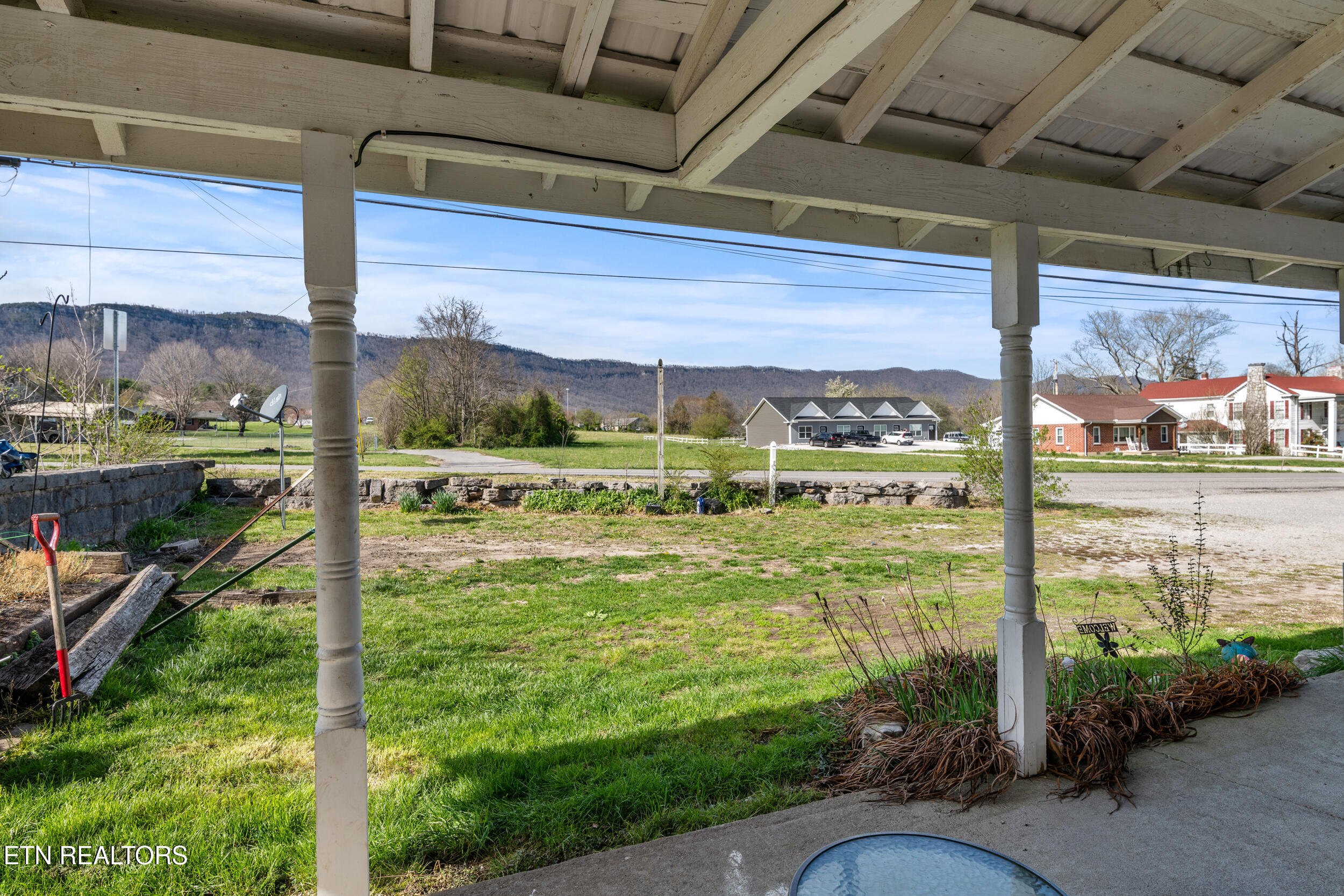 526 Old Middlesboro Highway Lafollette TN 37766