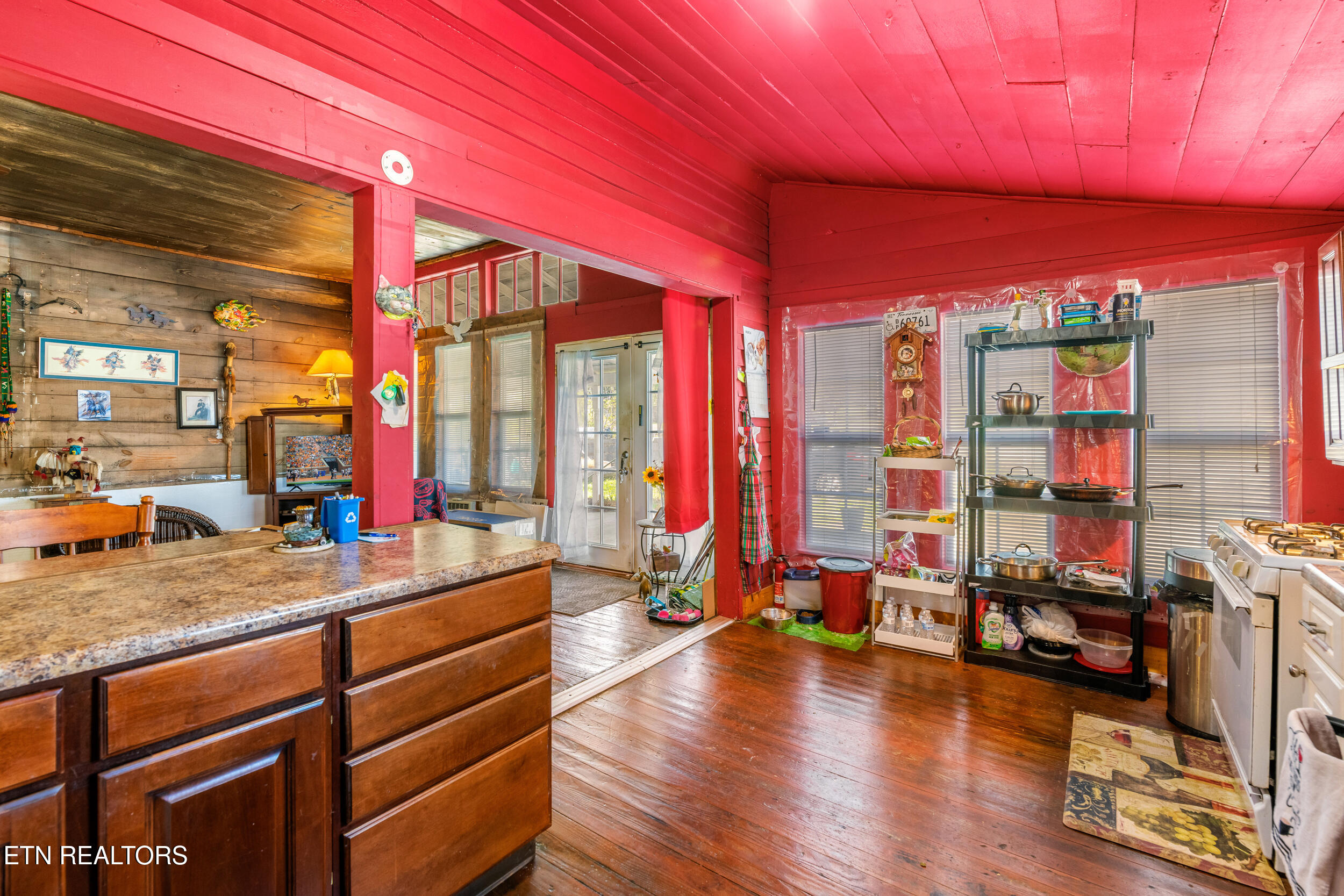 526 Old Middlesboro Highway Lafollette TN 37766