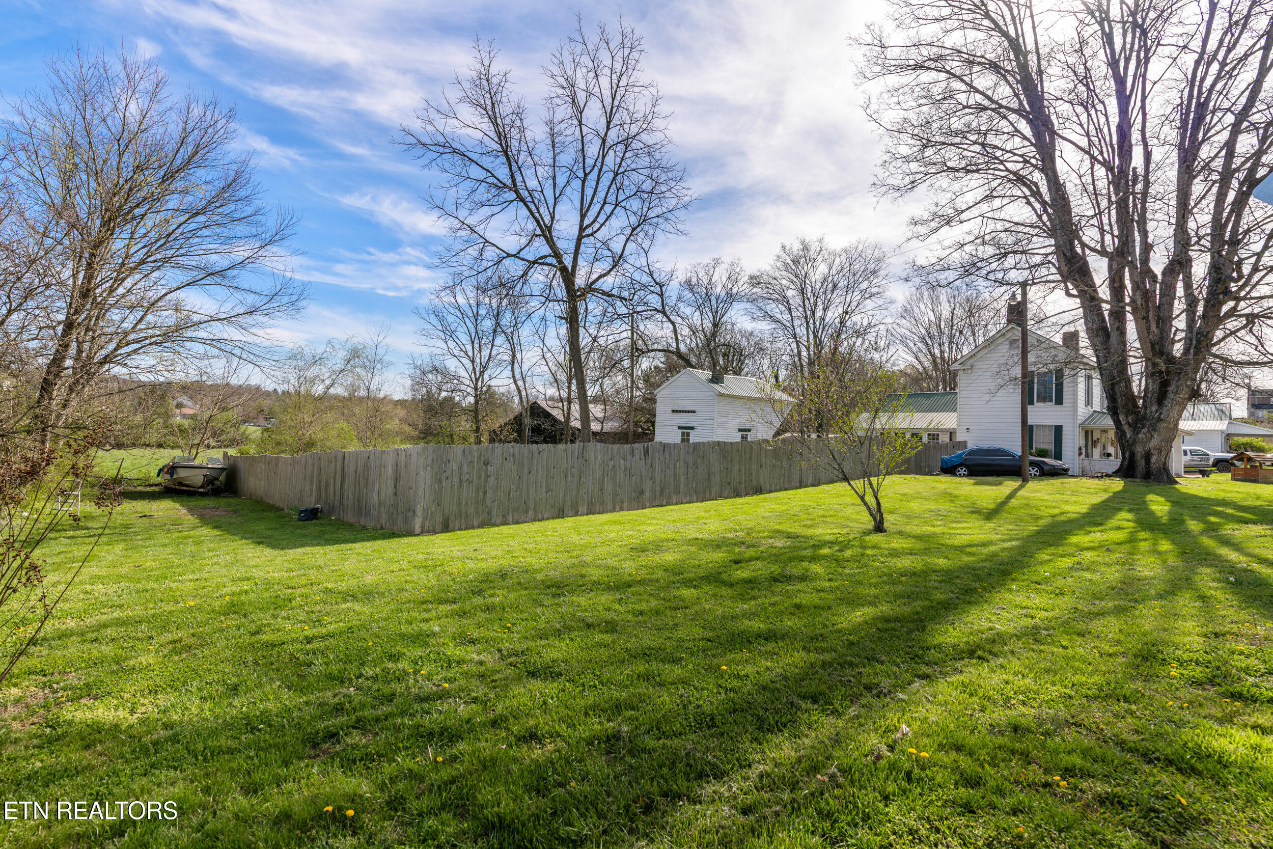 526 Old Middlesboro Highway Lafollette TN 37766