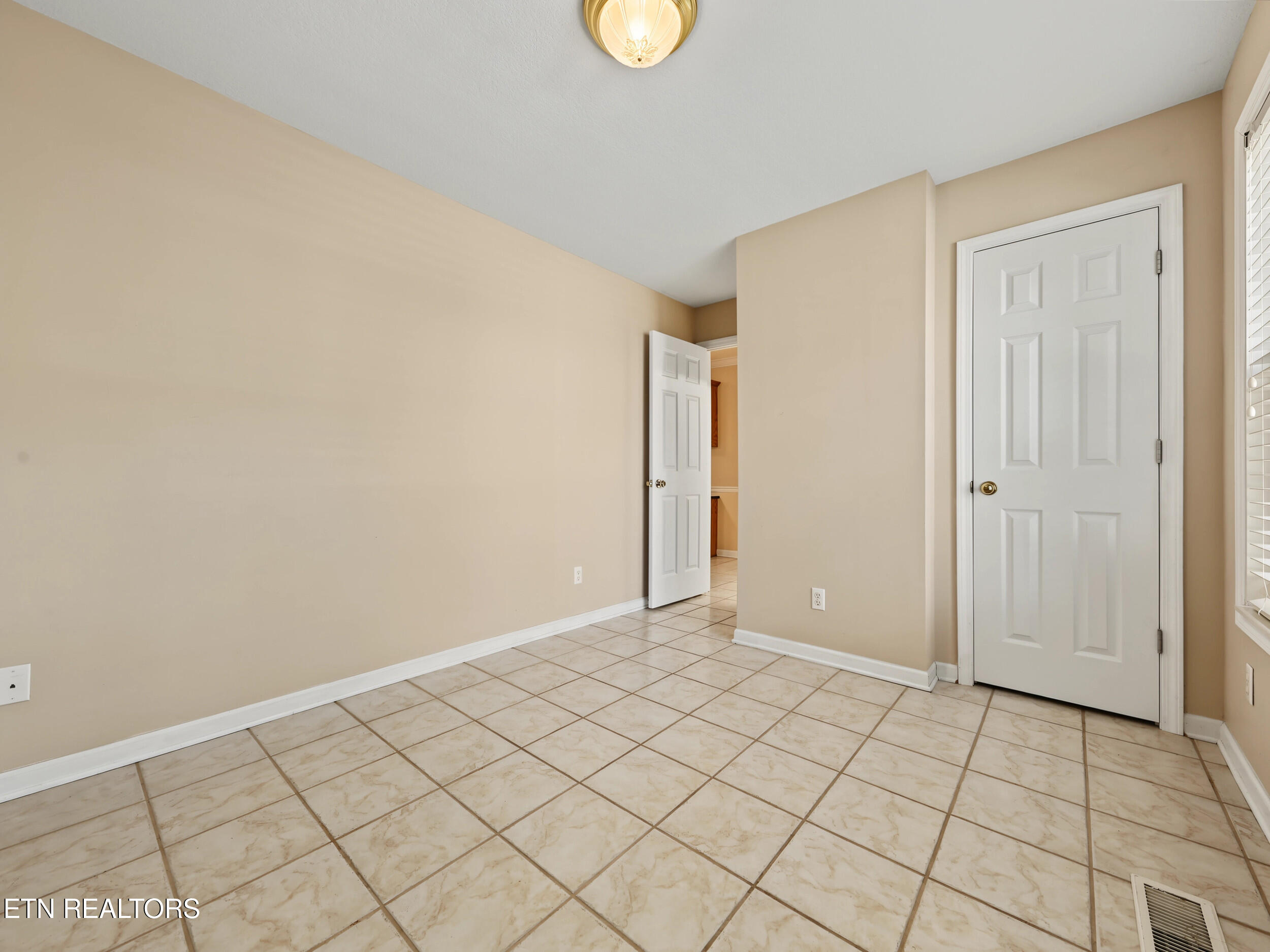 13006 Lady Slipper Lane Knoxville TN 37934