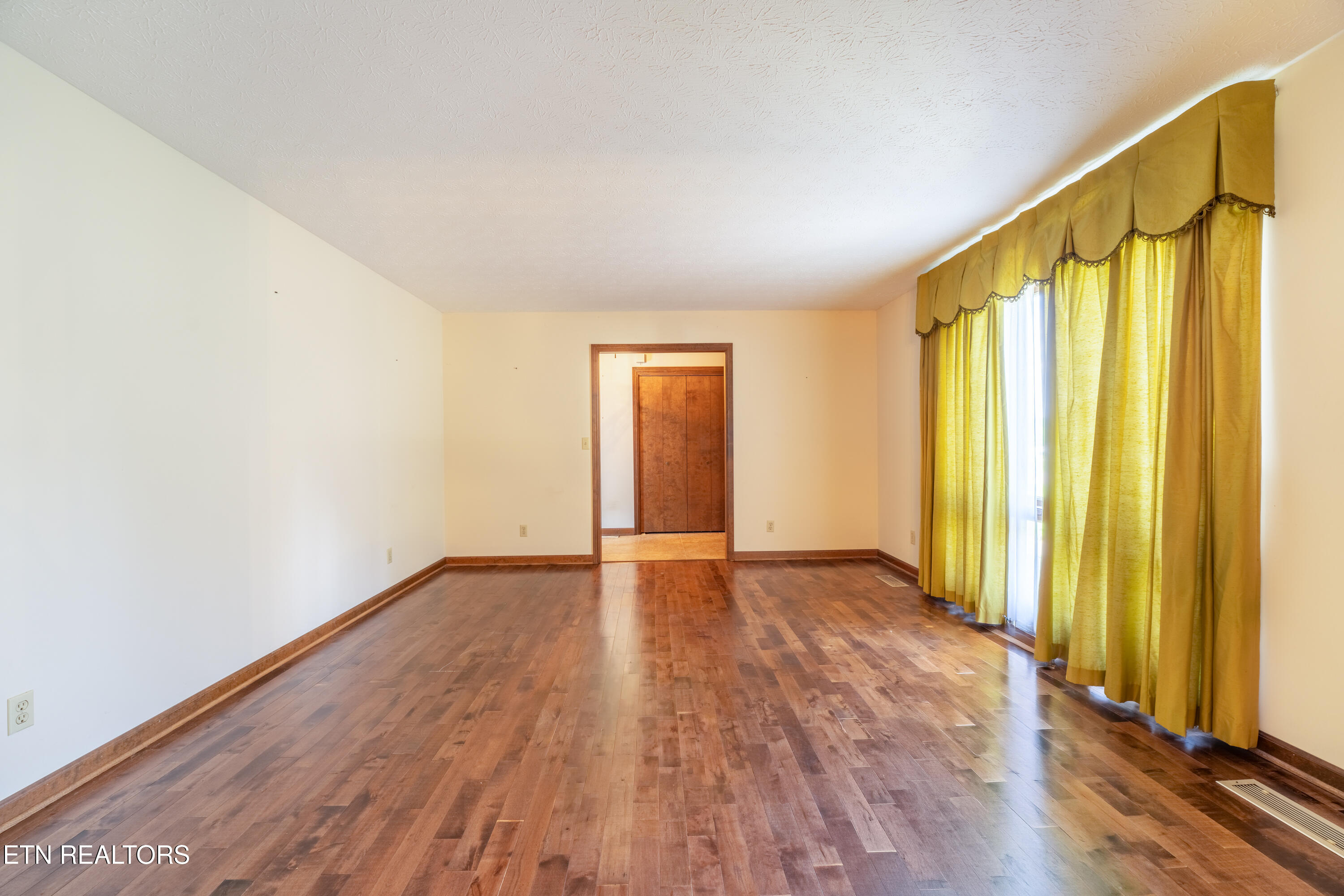 6708 N Ruggles Ferry Pike Knoxville TN 37924