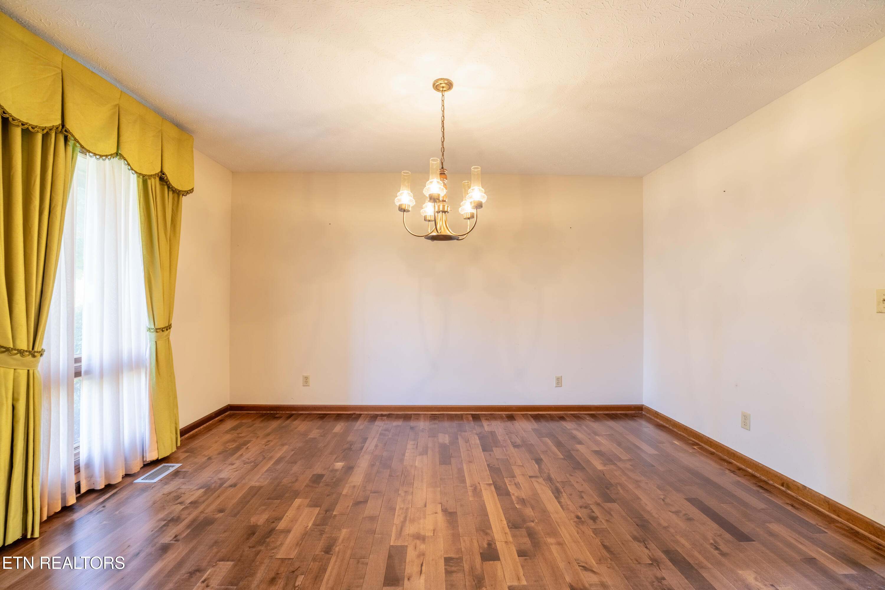 6708 N Ruggles Ferry Pike Knoxville TN 37924