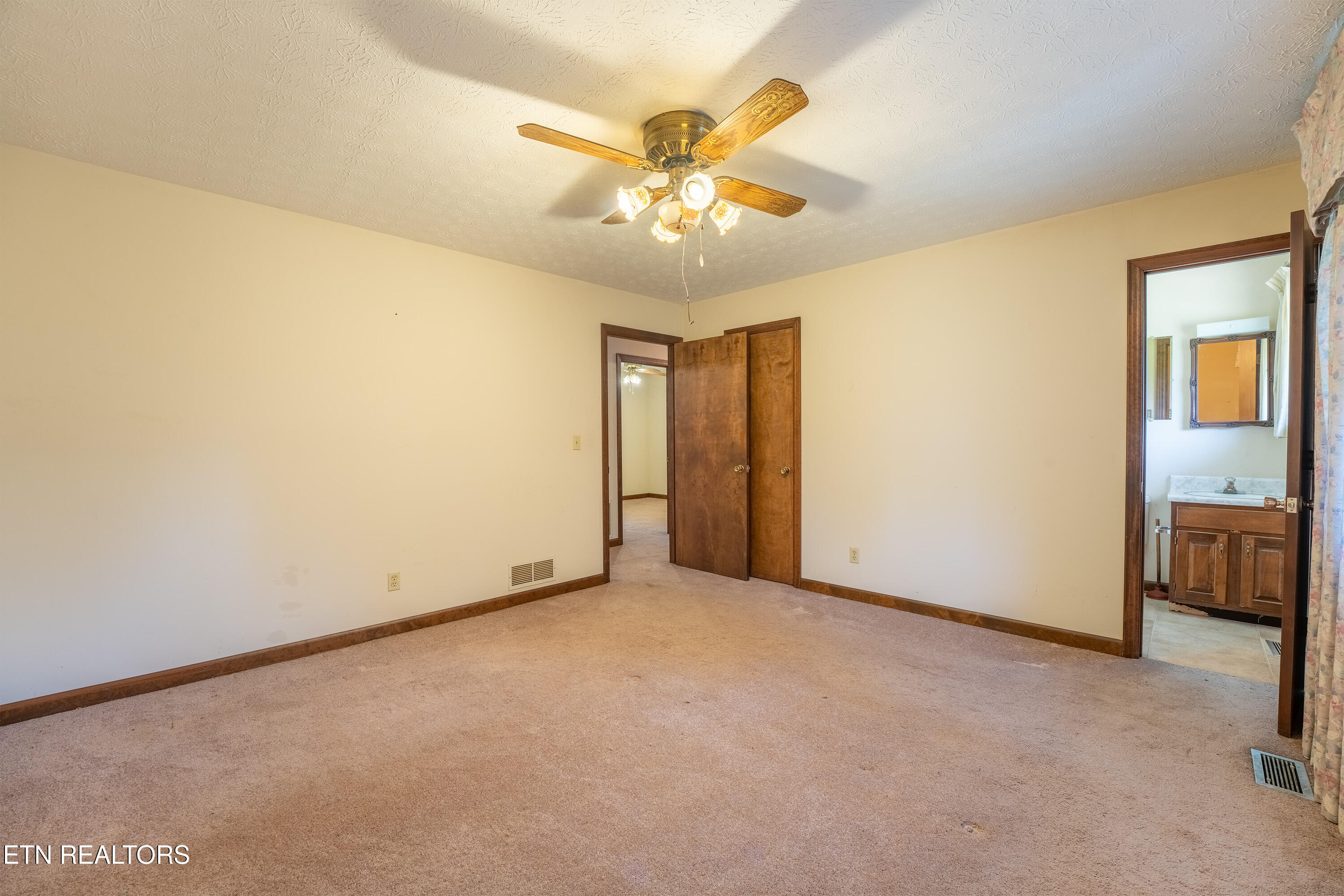 6708 N Ruggles Ferry Pike Knoxville TN 37924
