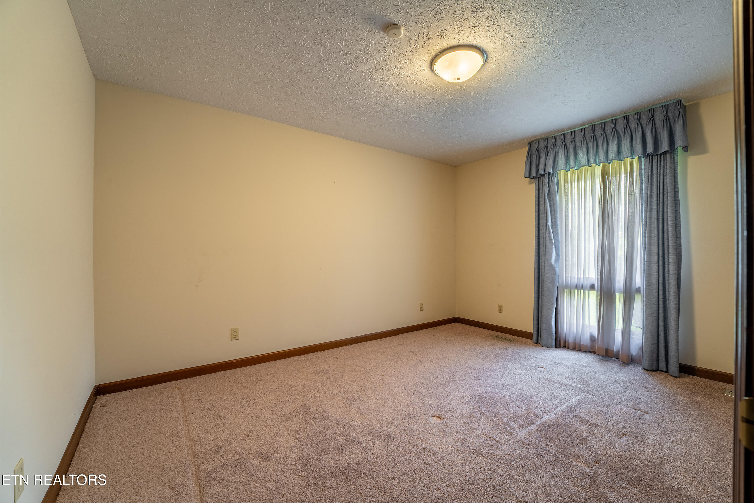 6708 N Ruggles Ferry Pike Knoxville TN 37924