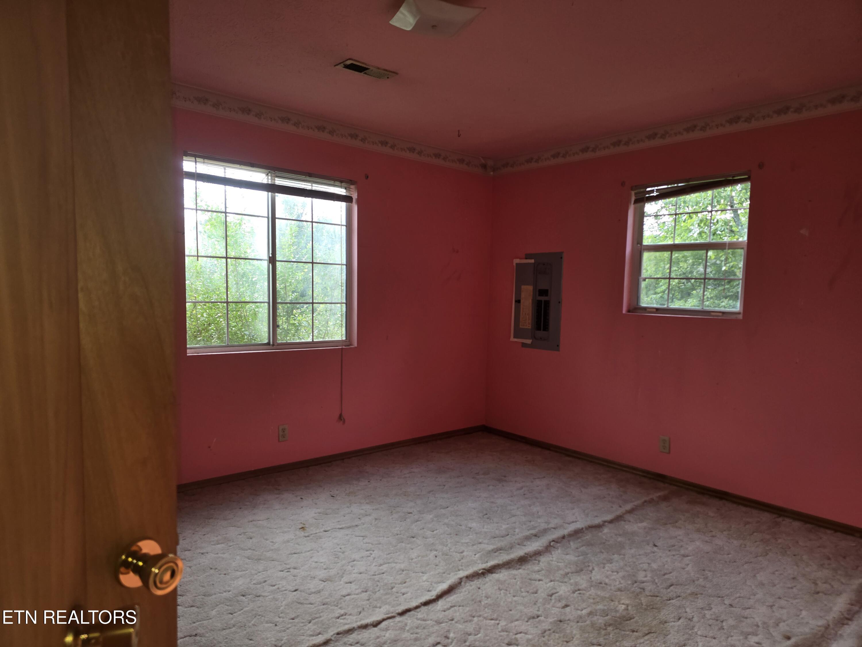 404 Cedar Fork Road Tazewell TN 37879