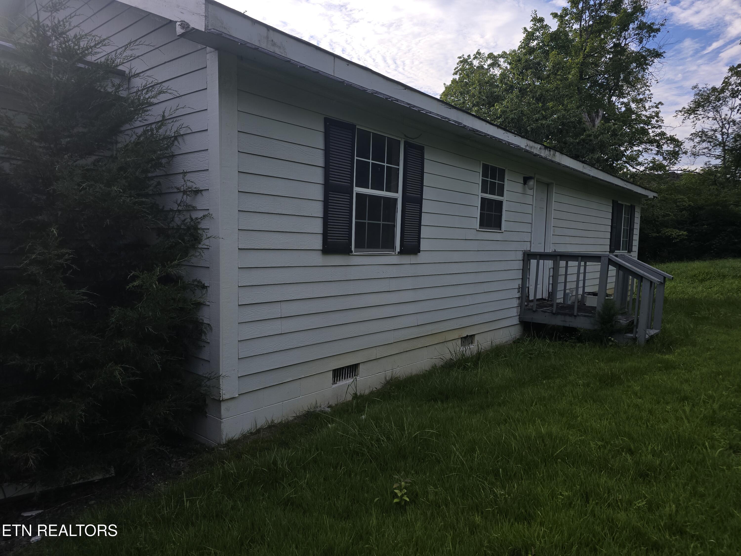 404 Cedar Fork Road Tazewell TN 37879
