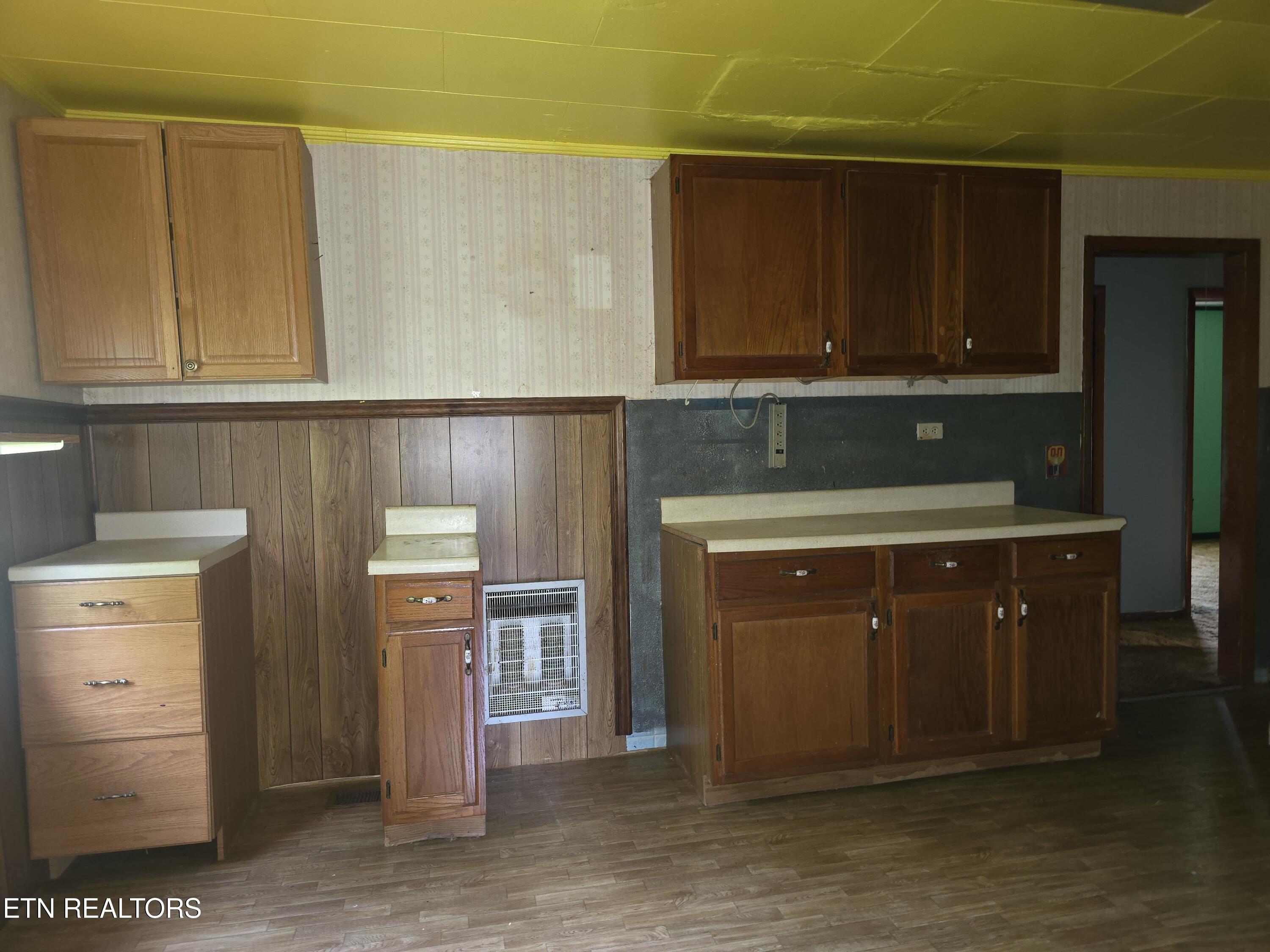 404 Cedar Fork Road Tazewell TN 37879