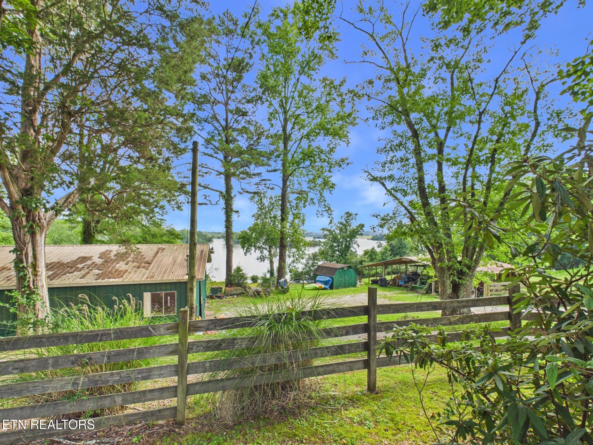 470 Swan Pond Circle Road Harriman TN 37748