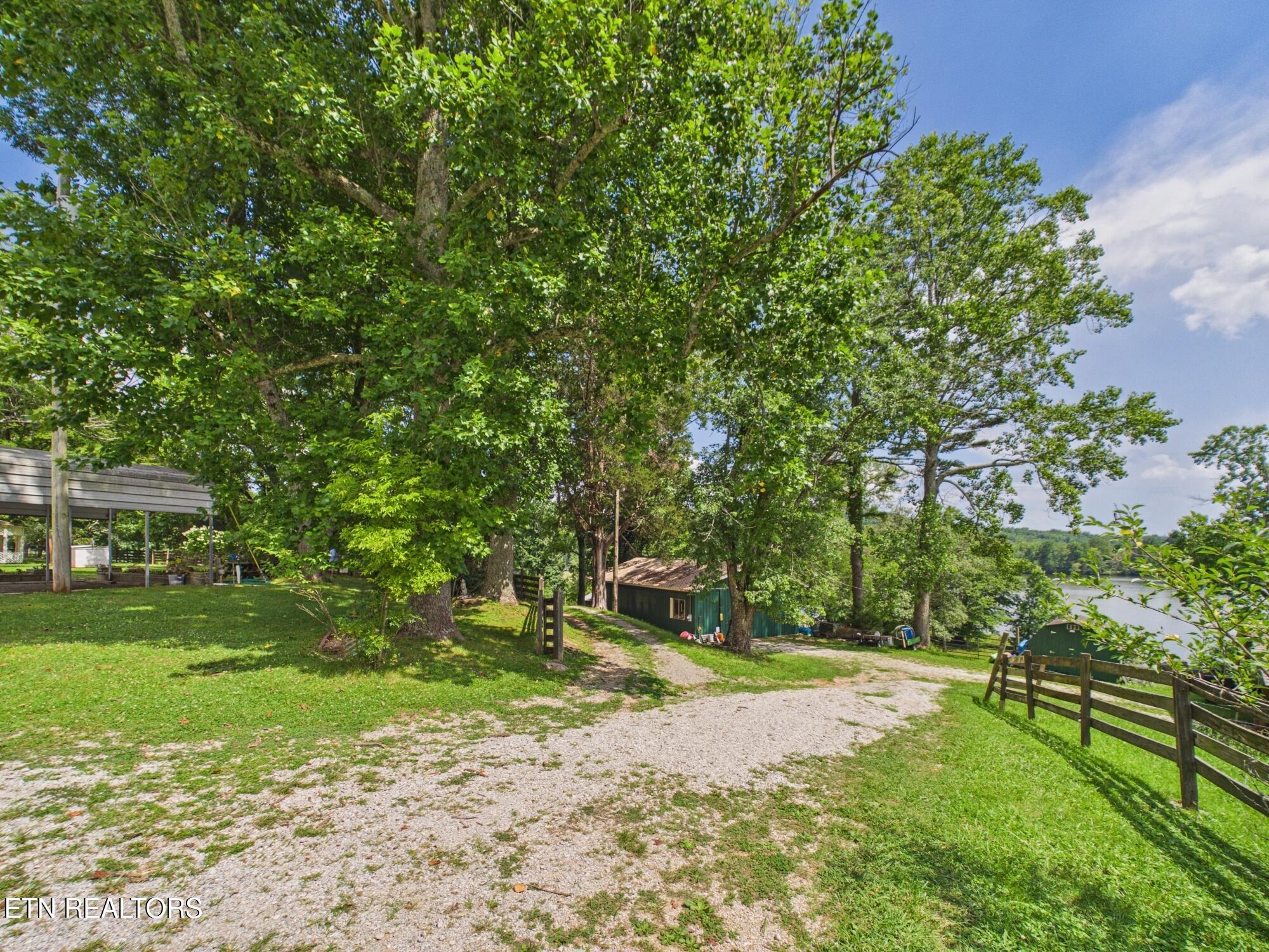 470 Swan Pond Circle Road Harriman TN 37748