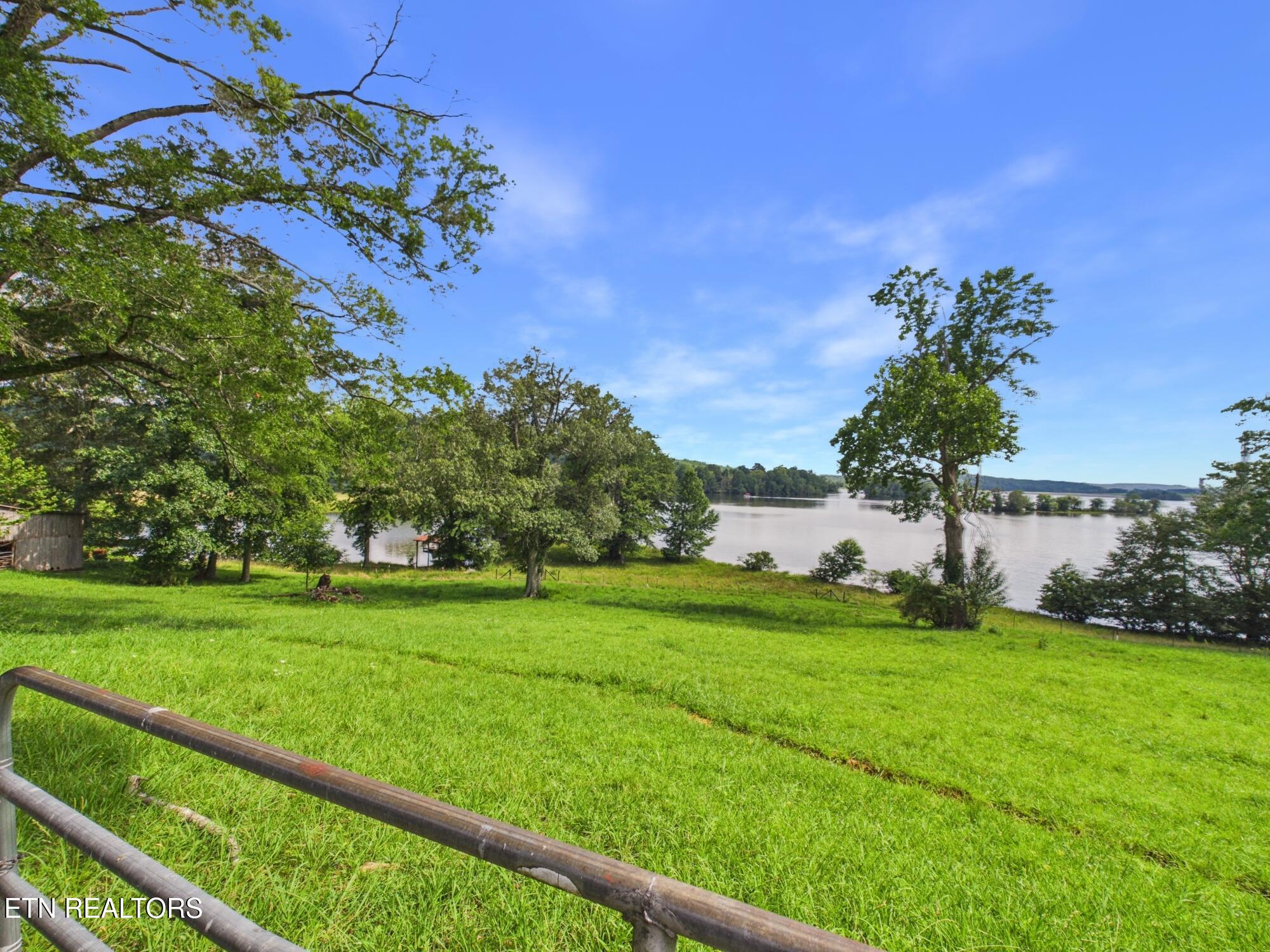 470 Swan Pond Circle Road Harriman TN 37748