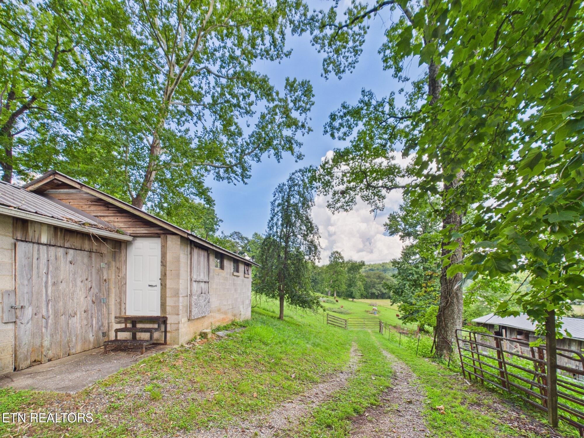 470 Swan Pond Circle Road Harriman TN 37748