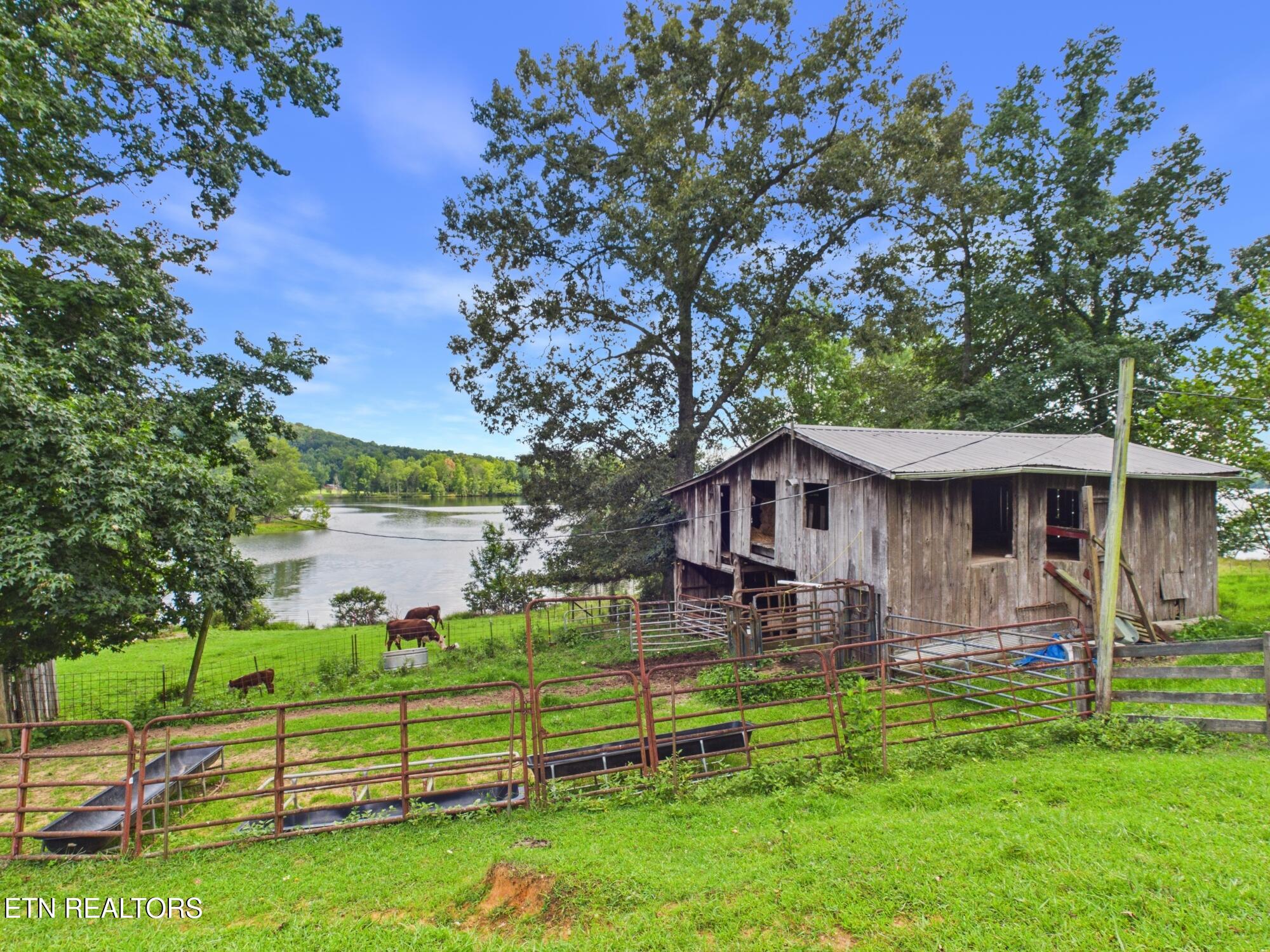 470 Swan Pond Circle Road Harriman TN 37748