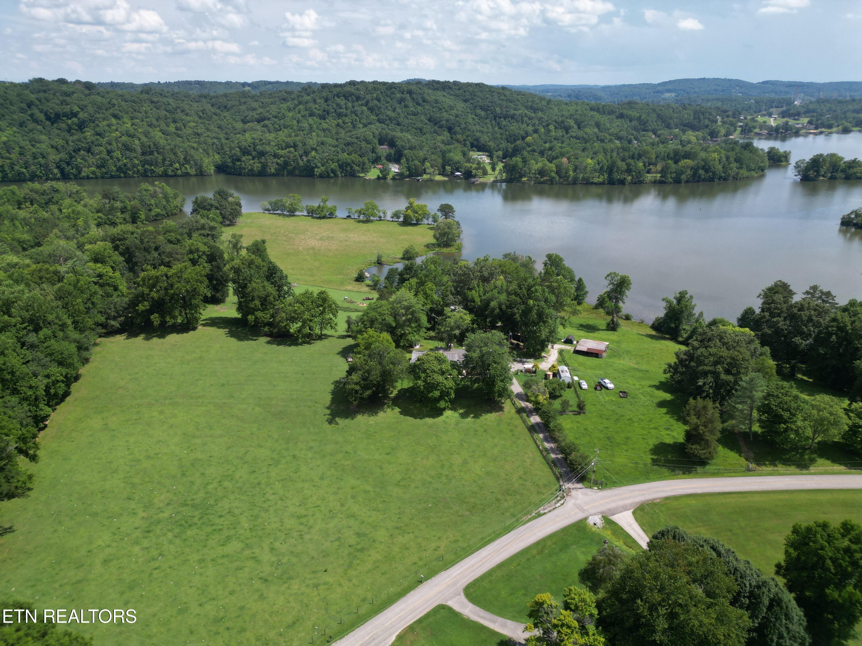 470 Swan Pond Circle Road Harriman TN 37748