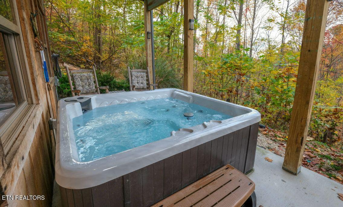 636 Jess Field Road Gatlinburg TN 37738