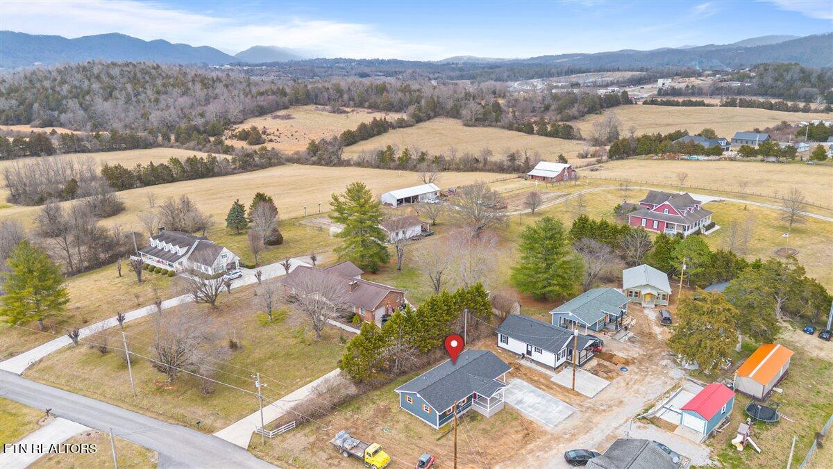 107 Azalea Lane Jacksboro TN 37757