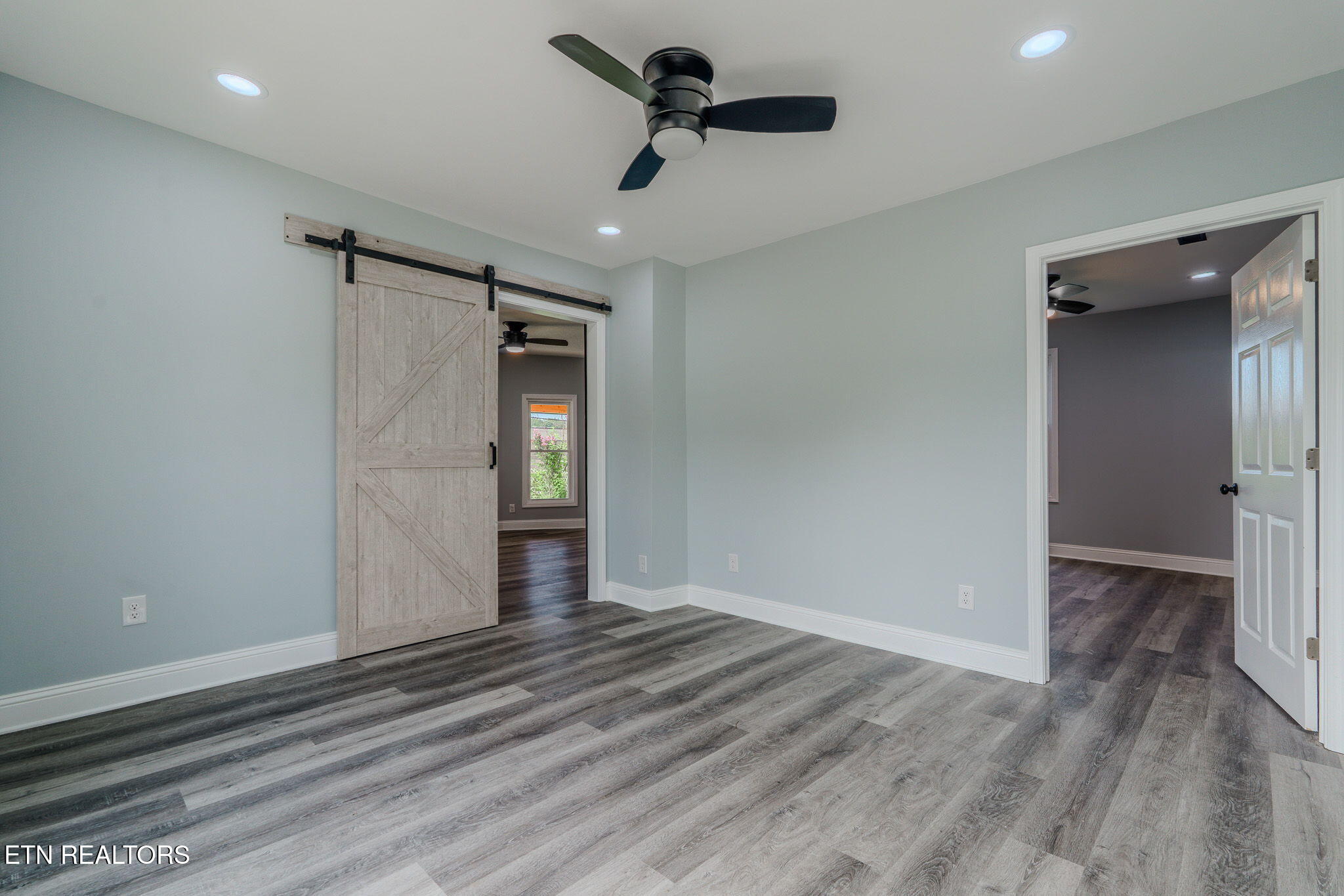 125 N Chamberlain Avenue Rockwood TN 37854