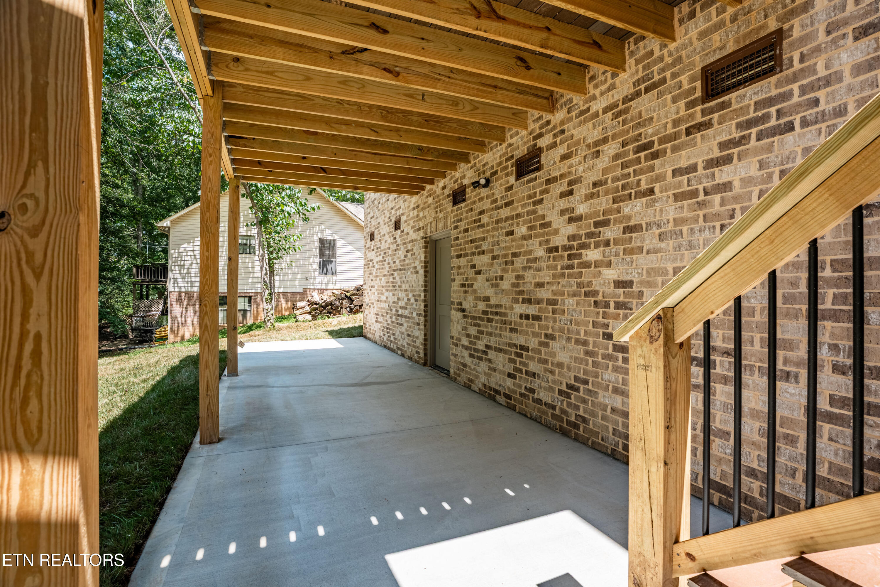 222 Oostanali Way Loudon TN 37774