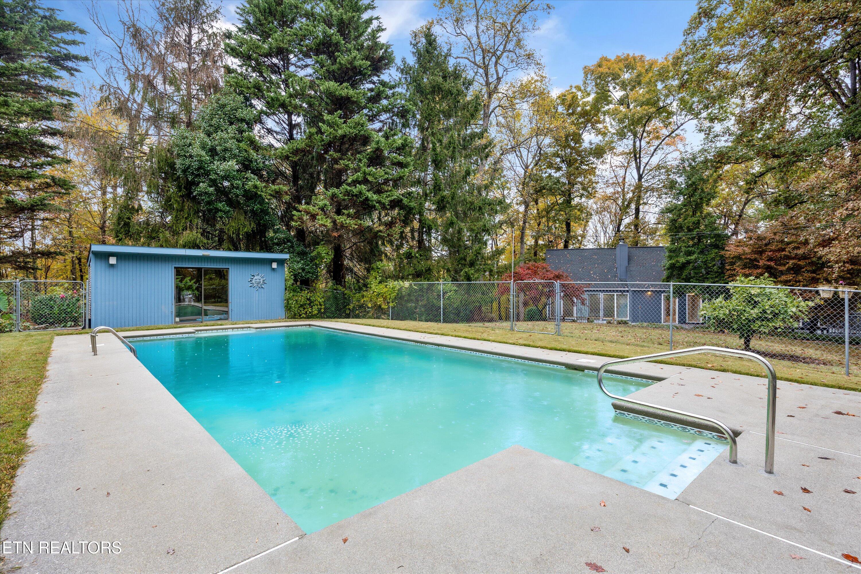 9428 Jim Loy Road Strawberry Plains TN 37871