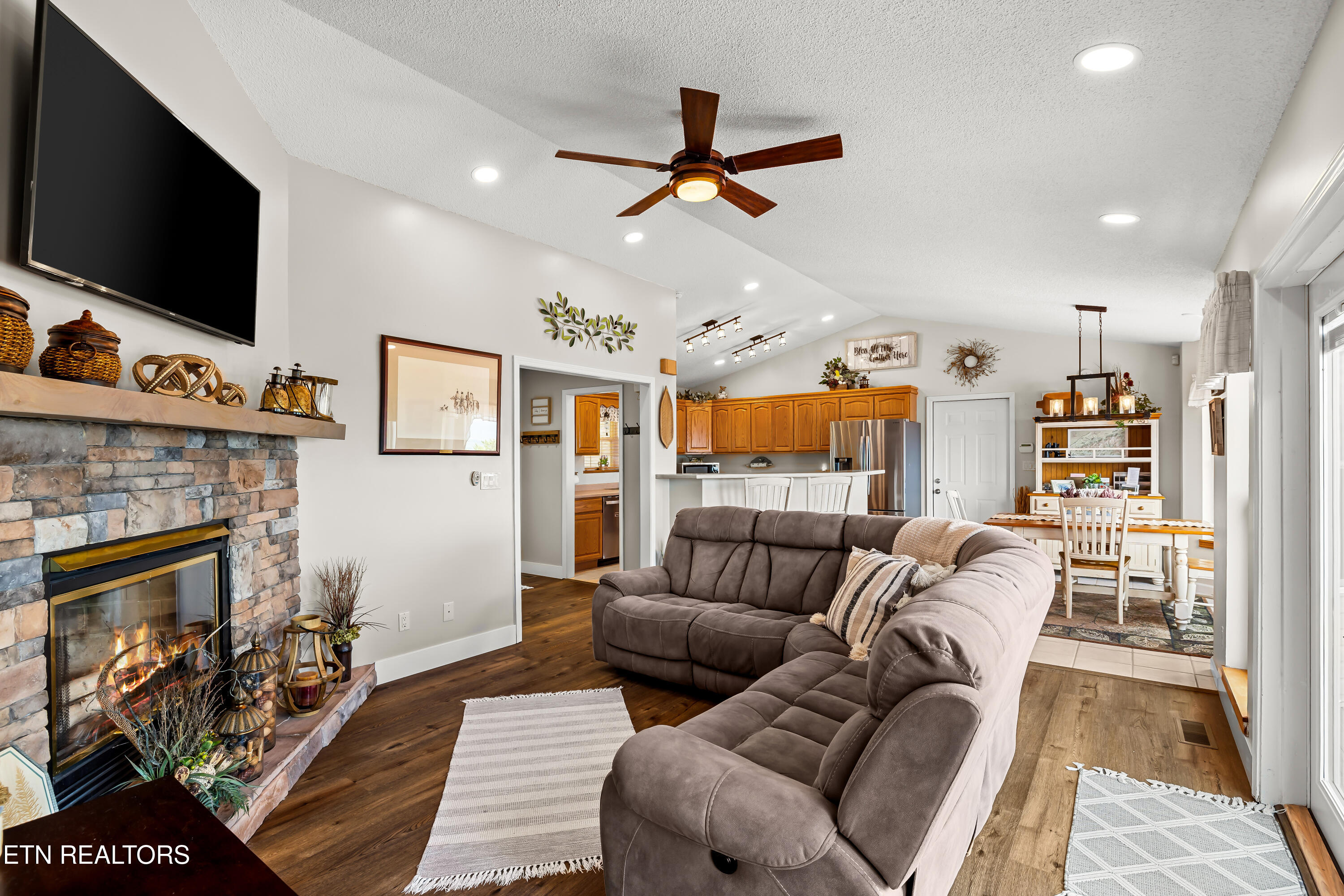 7121 Flats Road Tallassee TN 37878