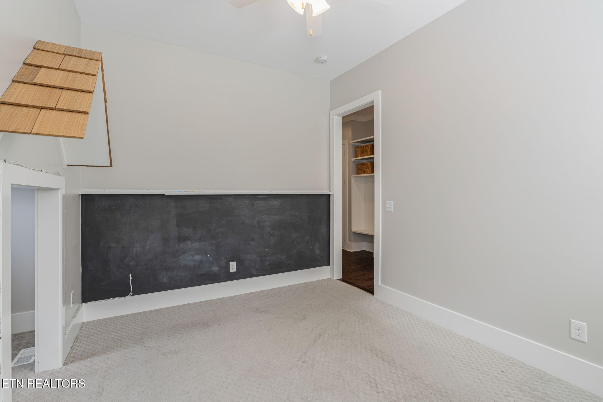 10011 Winter Sun Lane Knoxville TN 37922