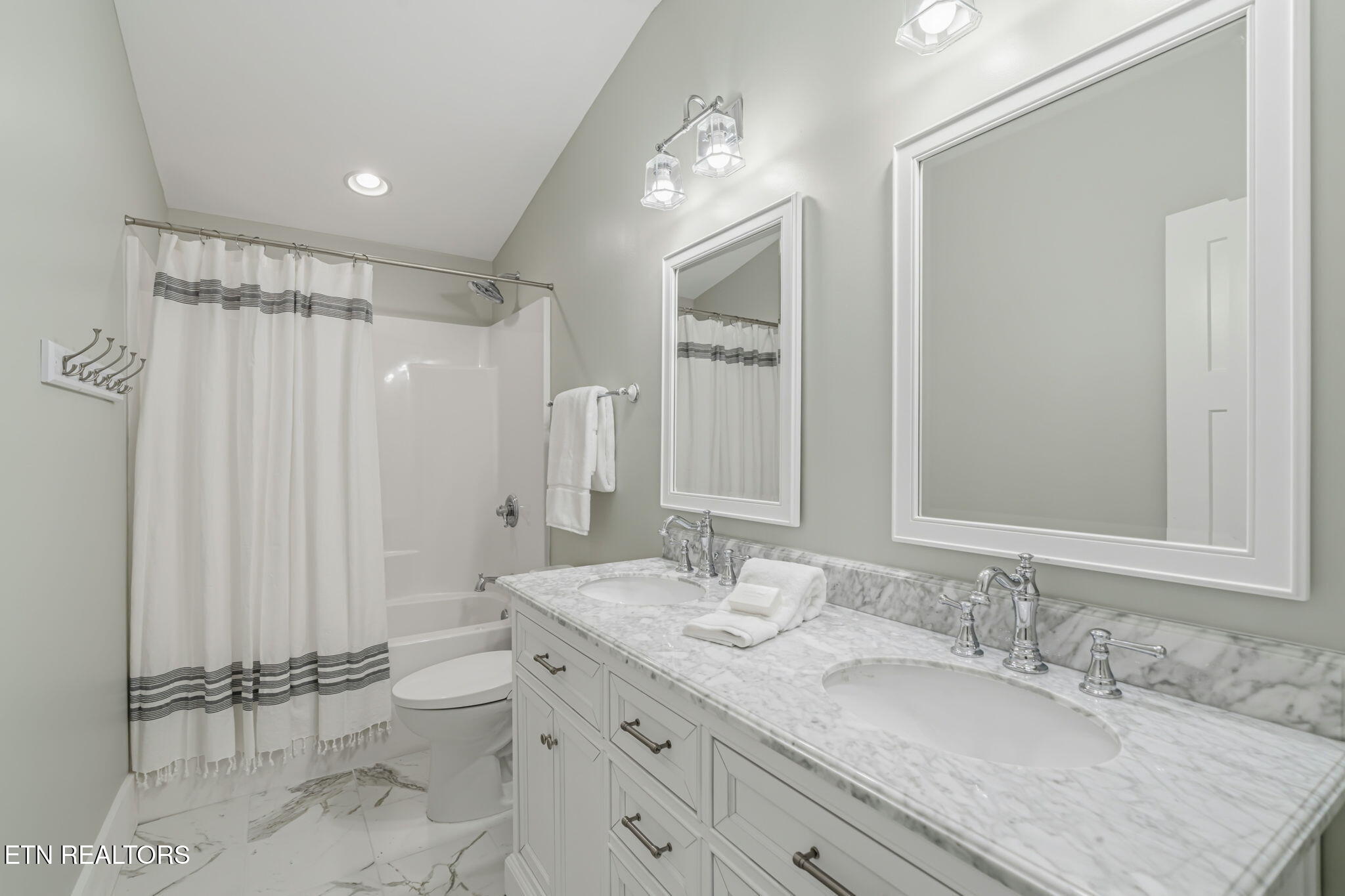 10011 Winter Sun Lane Knoxville TN 37922