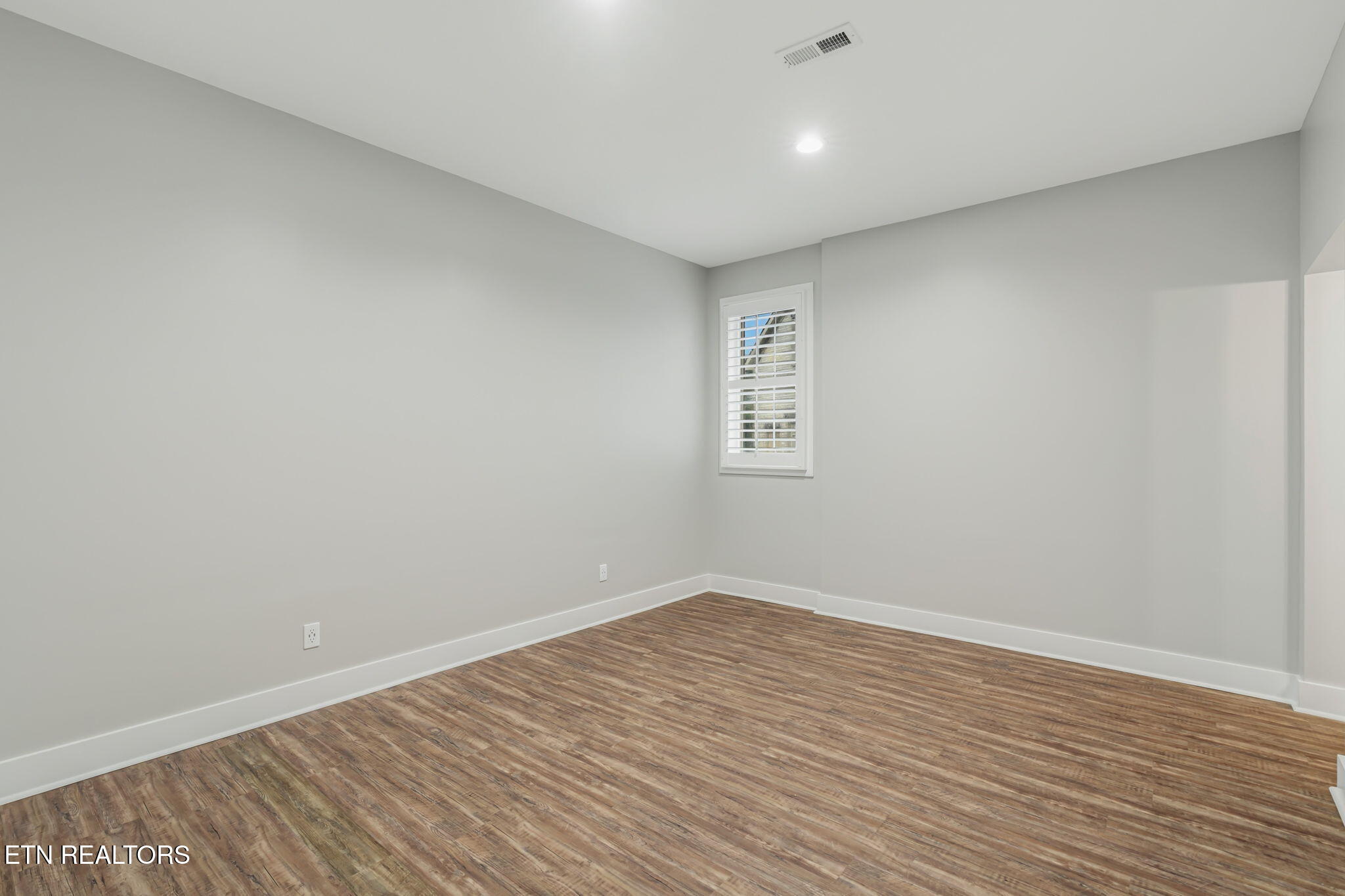 10011 Winter Sun Lane Knoxville TN 37922