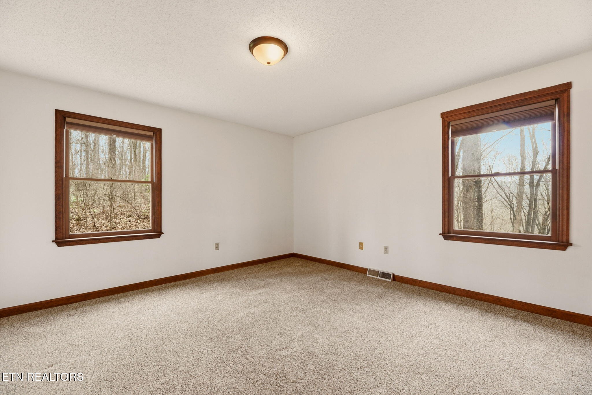 207 Strader Road Powell TN 37849