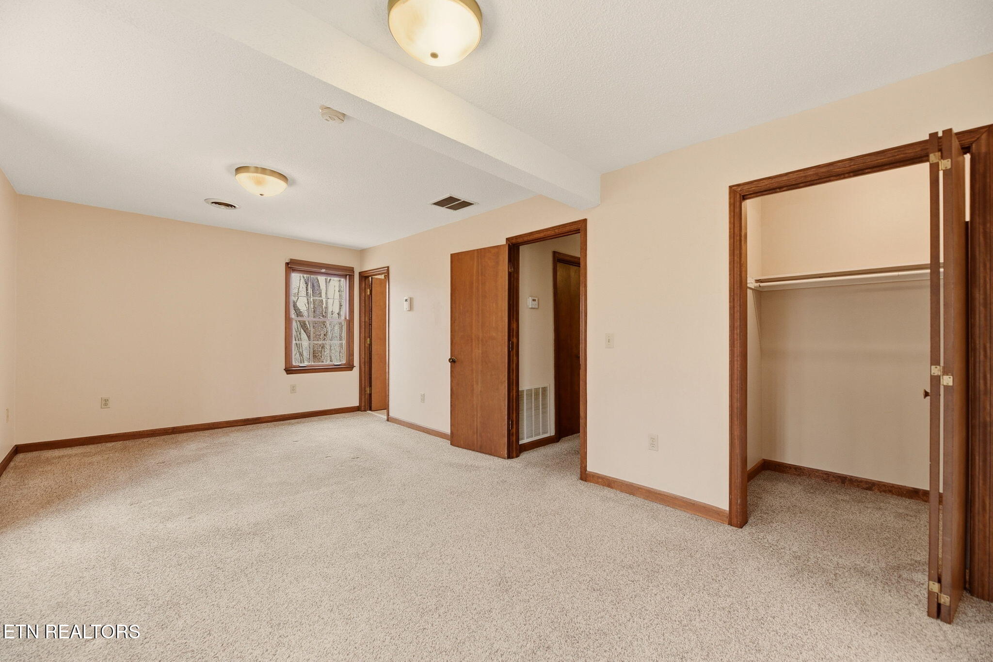 207 Strader Road Powell TN 37849