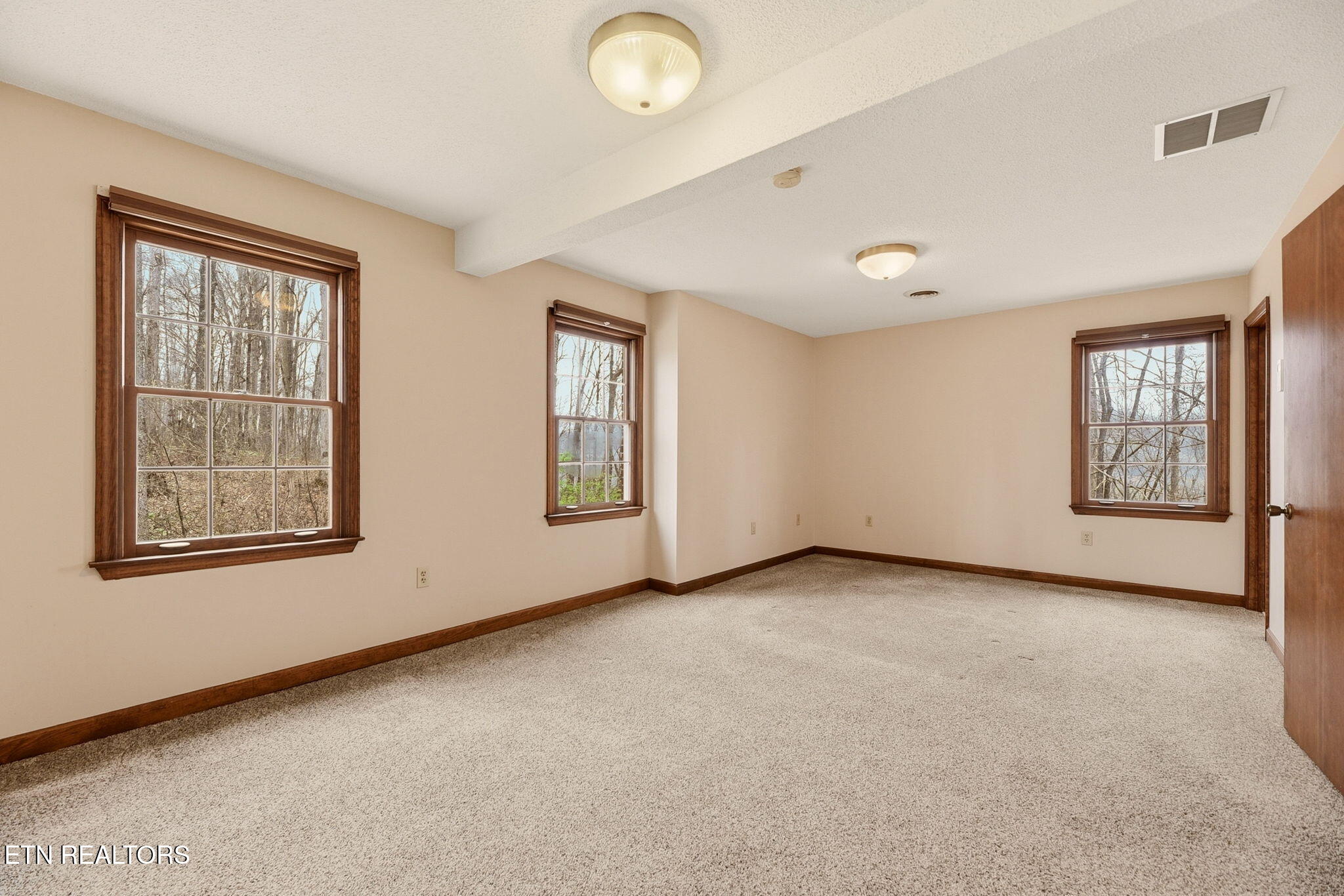 207 Strader Road Powell TN 37849