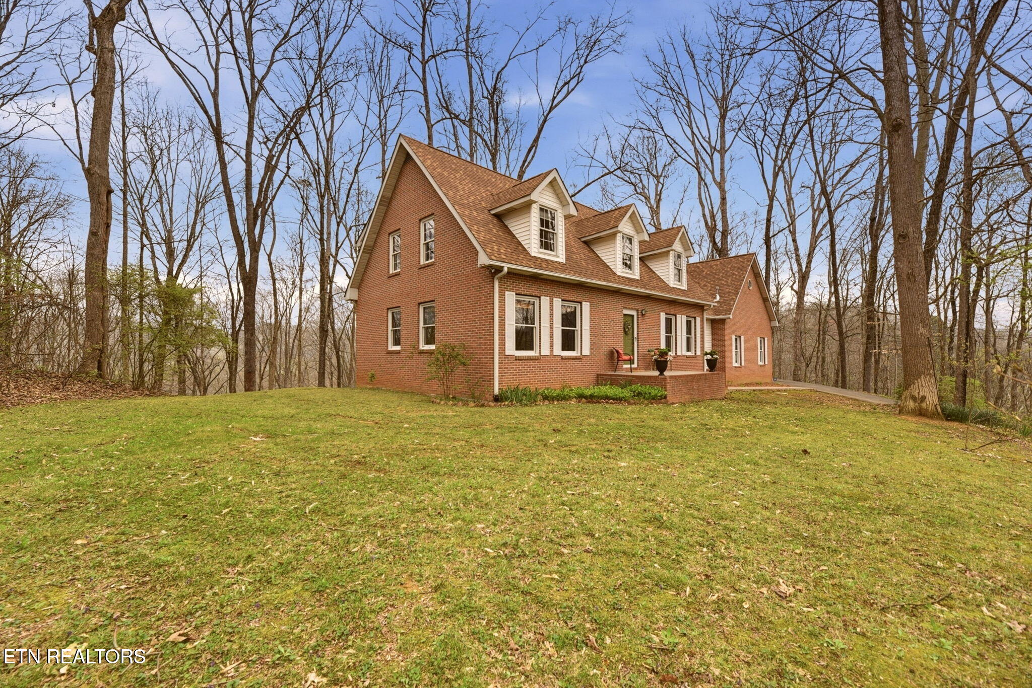 207 Strader Road Powell TN 37849
