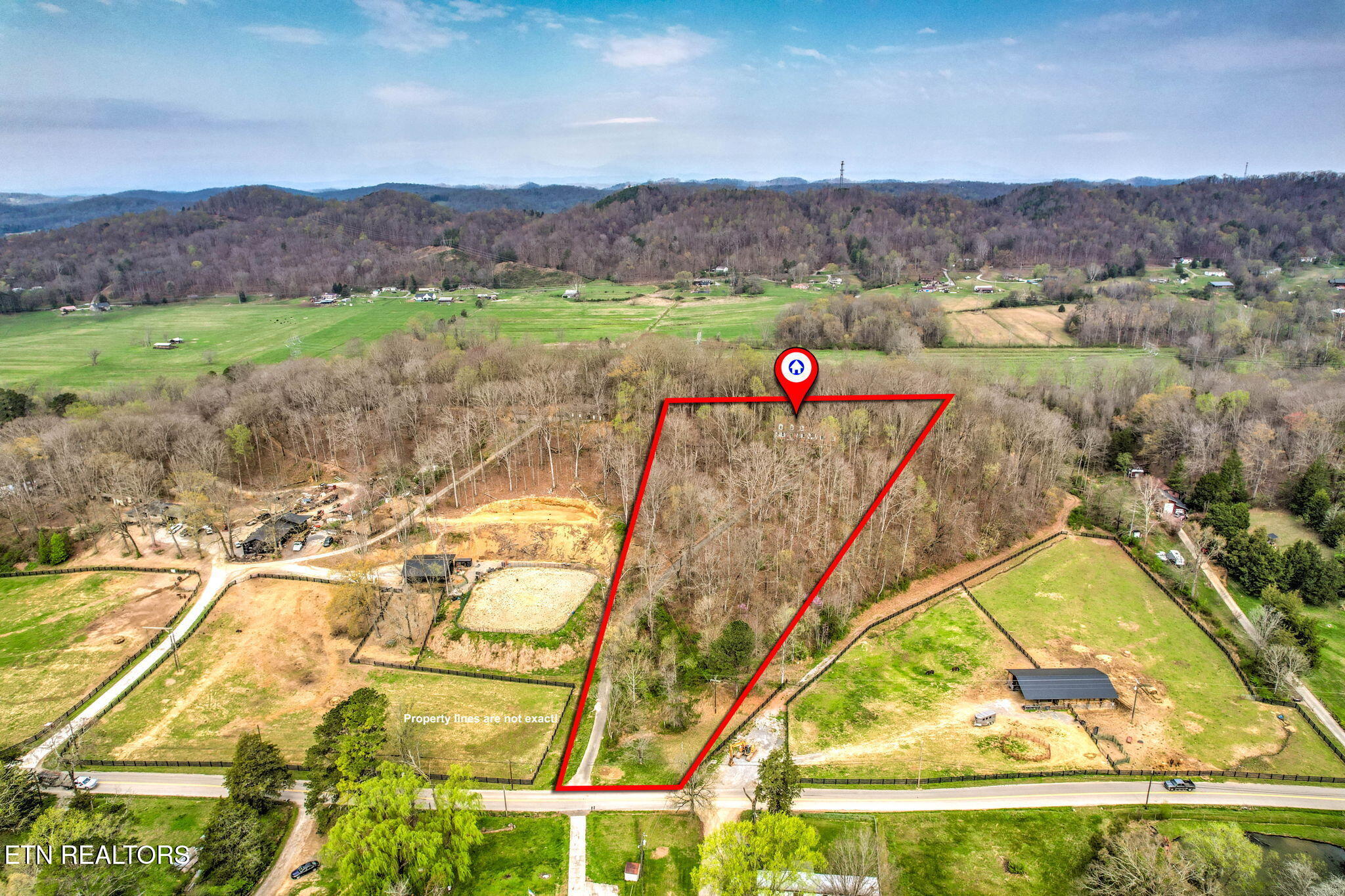 207 Strader Road Powell TN 37849