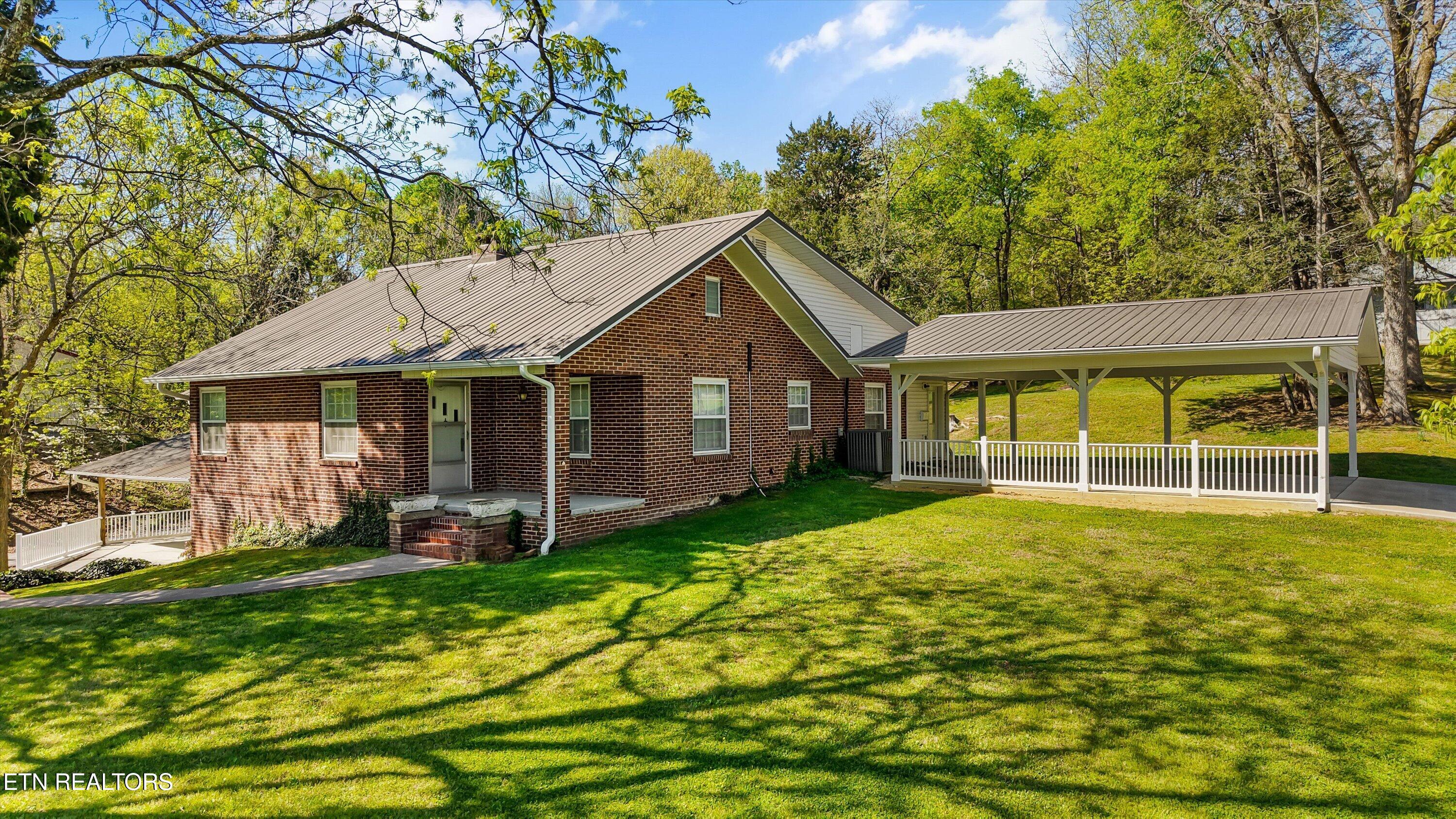 1017 Old Knoxville Highway Sevierville TN 37862