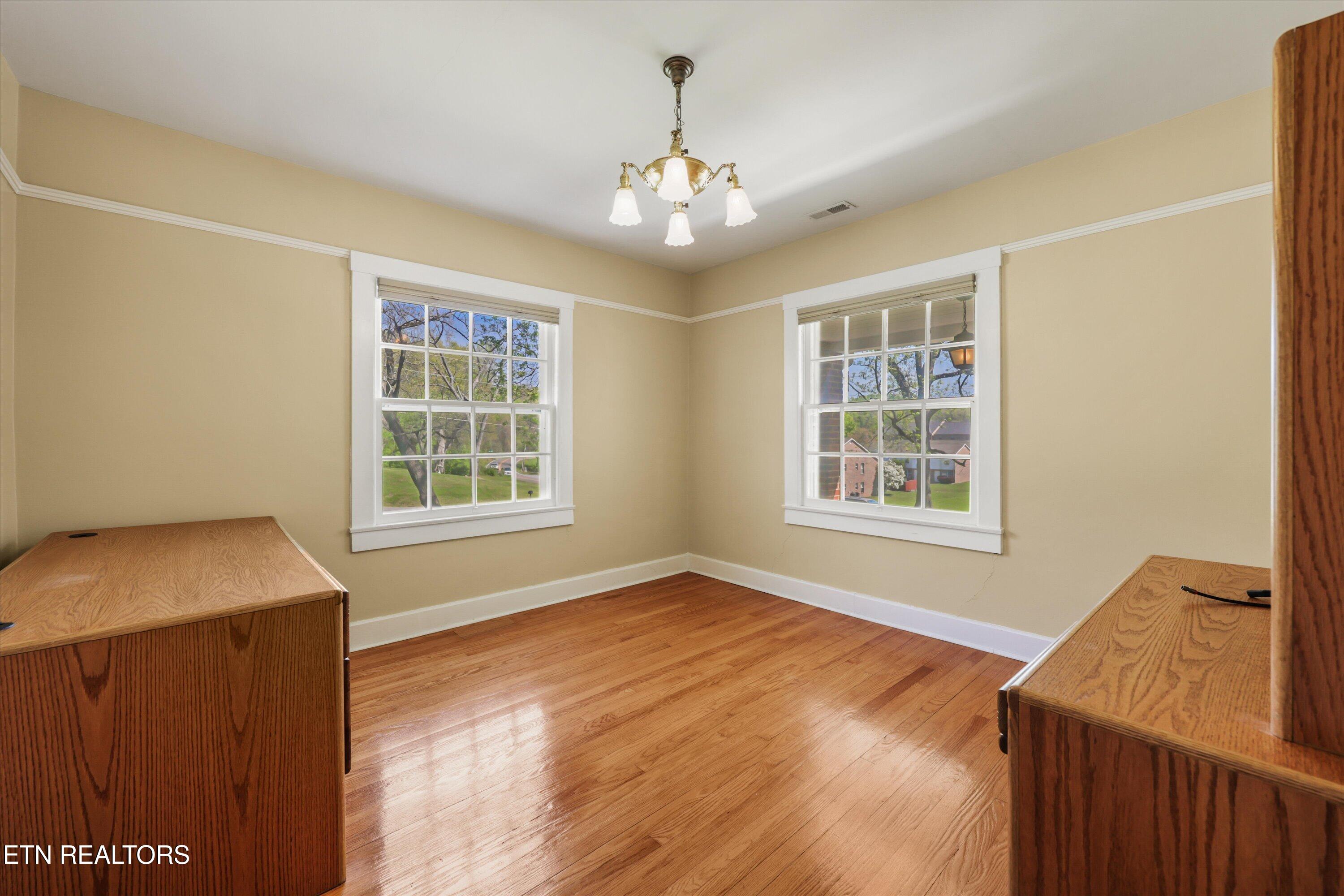 1017 Old Knoxville Highway Sevierville TN 37862